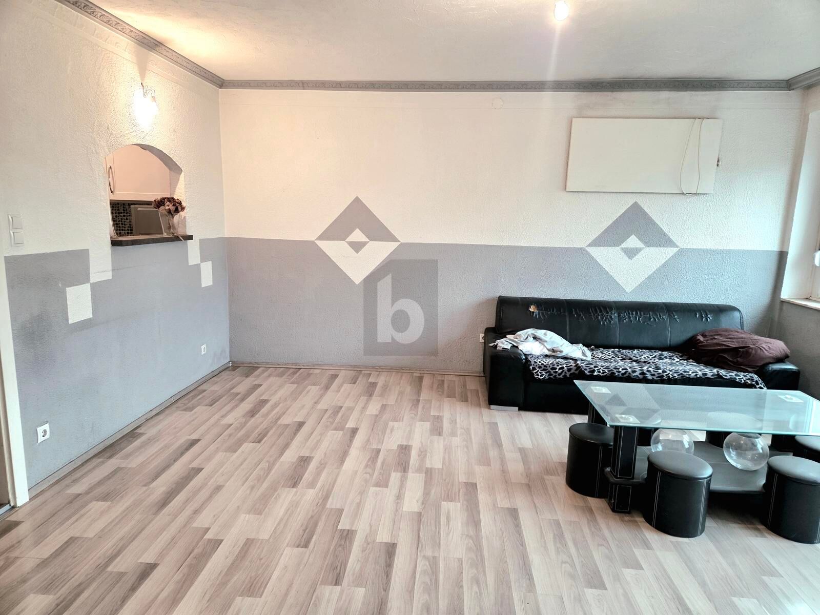HELLE 3-ZIMMER NAHE BAHNHOF; MIT HALB OFFENER K�CHE & FRANZ�SISCHEM BALKON /  / 8020&nbsp;Graz / Bild 2