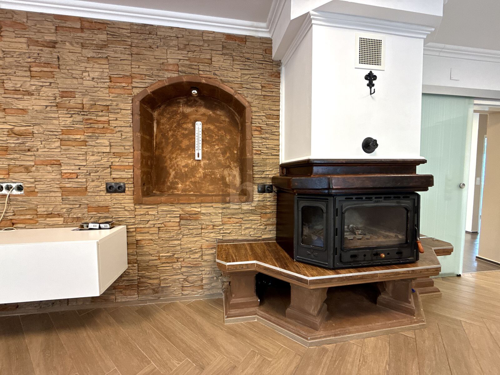 BERGLUFT,  RUHELAGE UND MODERN MIT KAMIN /  / 2564&nbsp;Furth an der Triesting / Bild 3