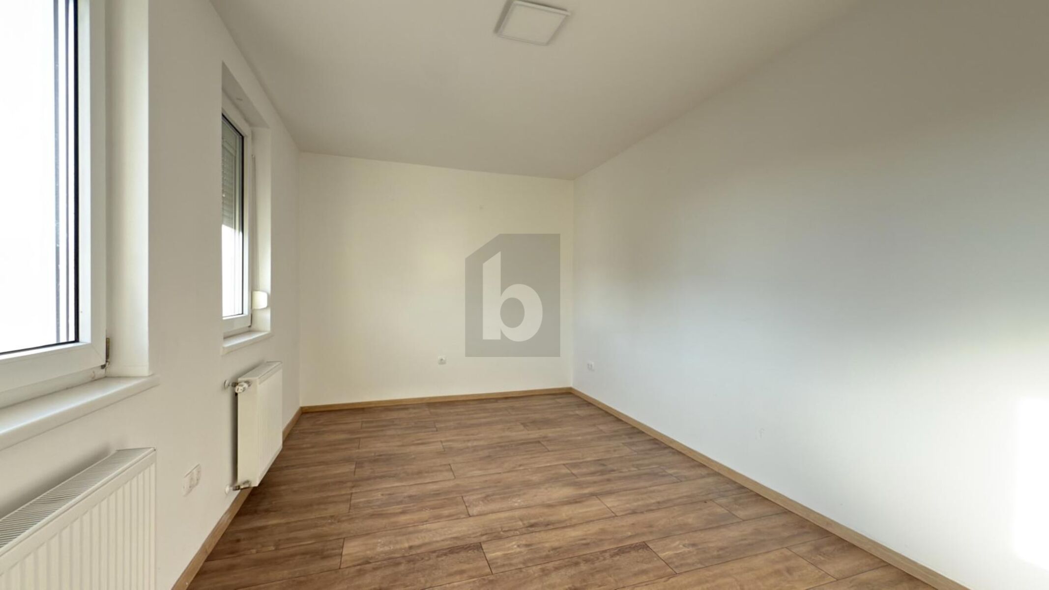 MIT GROSSER TERRASSE & MODERNER EINBAUK�CHE - TOP RAUMAUFTEILUNG  /  / 2821&nbsp;Lanzenkirchen / Bild 2