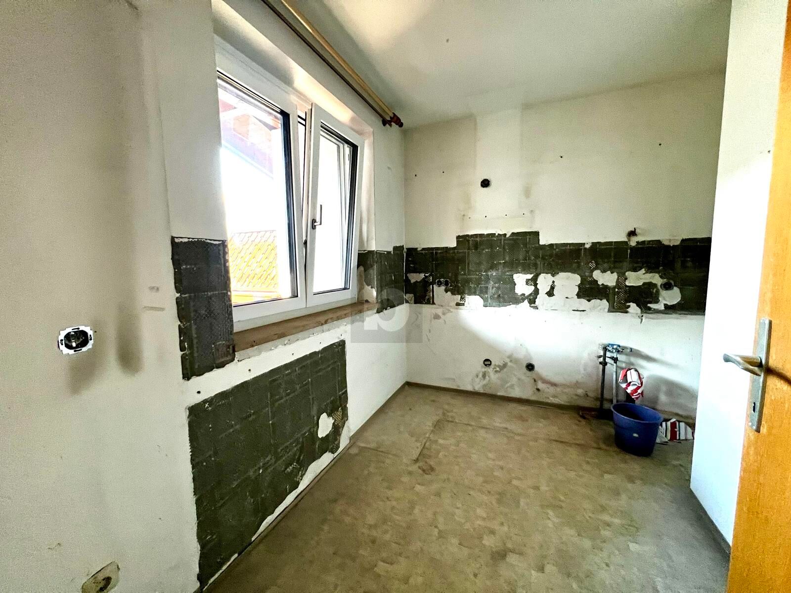 SONNIG MIT BALKON UND VIEL POTENTIAL F�R HEIMWERKER! /  / 5452&nbsp;Pfarrwerfen / Bild 2