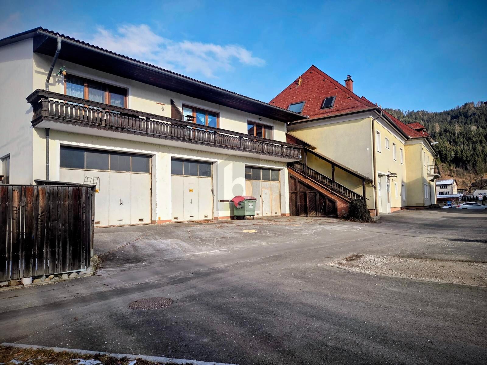 ERTRAGSSTARKES ZINSHAUS IM ZENTRUM VON ST. MICHAEL ? RENDITEPOTENZIAL BIS CA. 9 % /  / 8770&nbsp;St. Michael in Obersteiermark / Bild 1