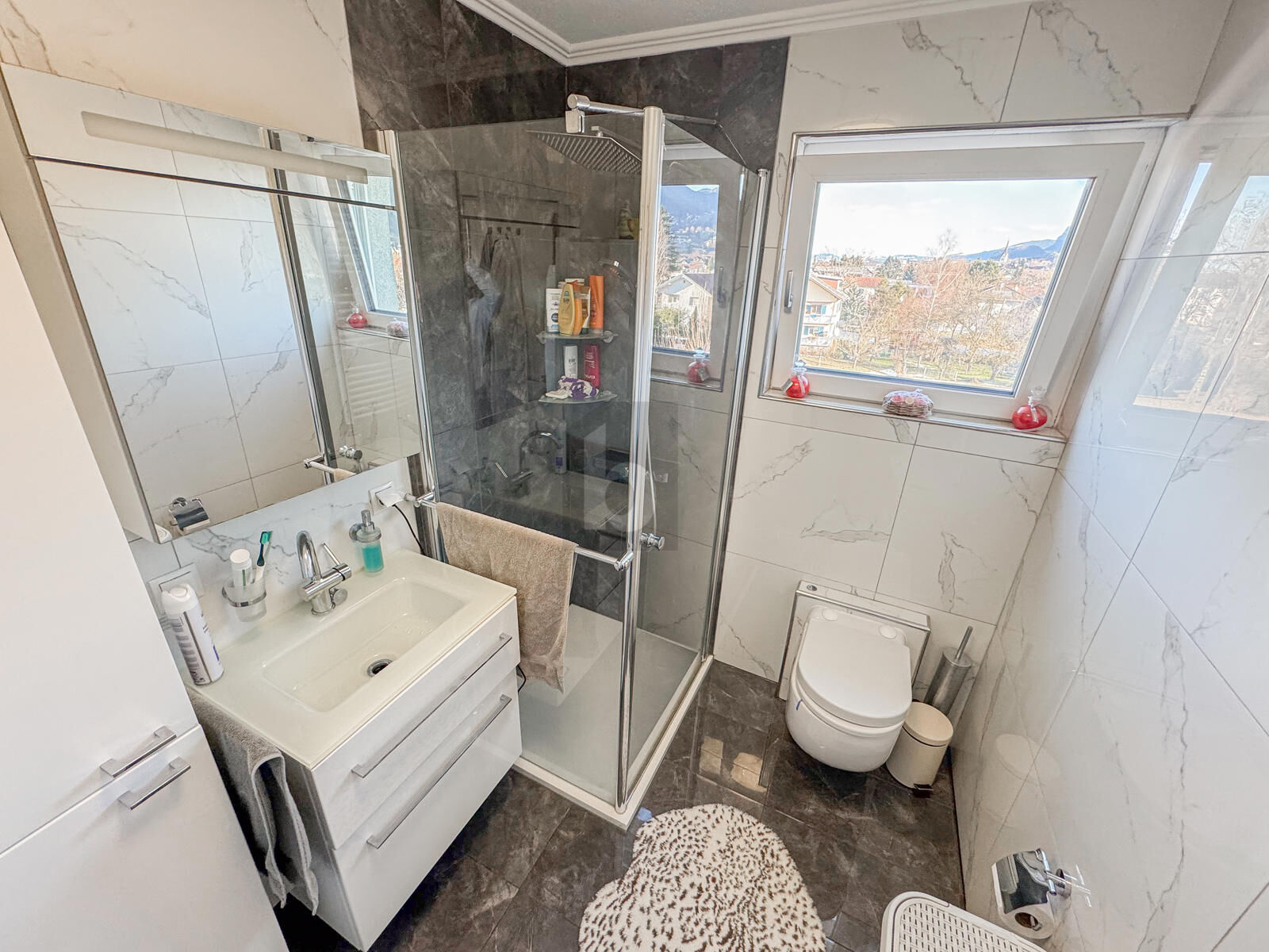 NEU RENOVIERTER BALKONHIT IN TOP LAGE /  / 6840&nbsp;G�tzis / Bild 4