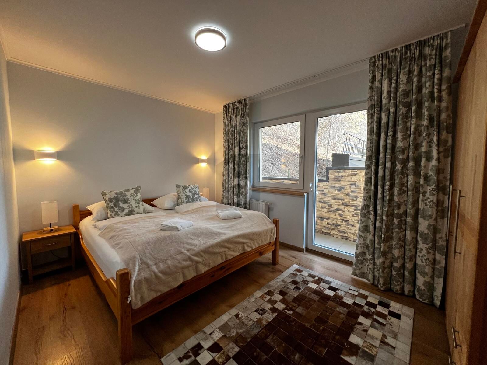 TOURISTISCH VERMIETBAR MIT PANORAMA-BALKON /  / 5721&nbsp;Piesendorf / Bild 2