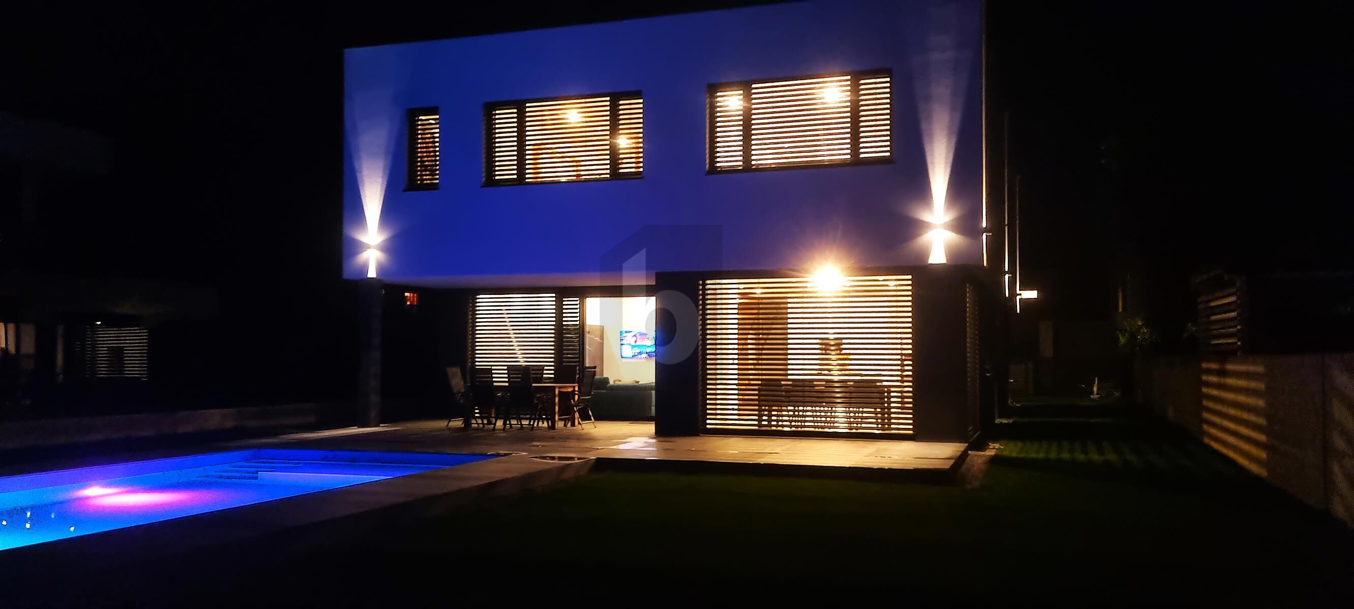 EXKLUSIVER, NEUWERTIGER FAMILIEN-WOHNTRAUM  MIT HOCHWERTIGER AUSSTATTUNG /  / 2700&nbsp;Wiener Neustadt / Bild 4