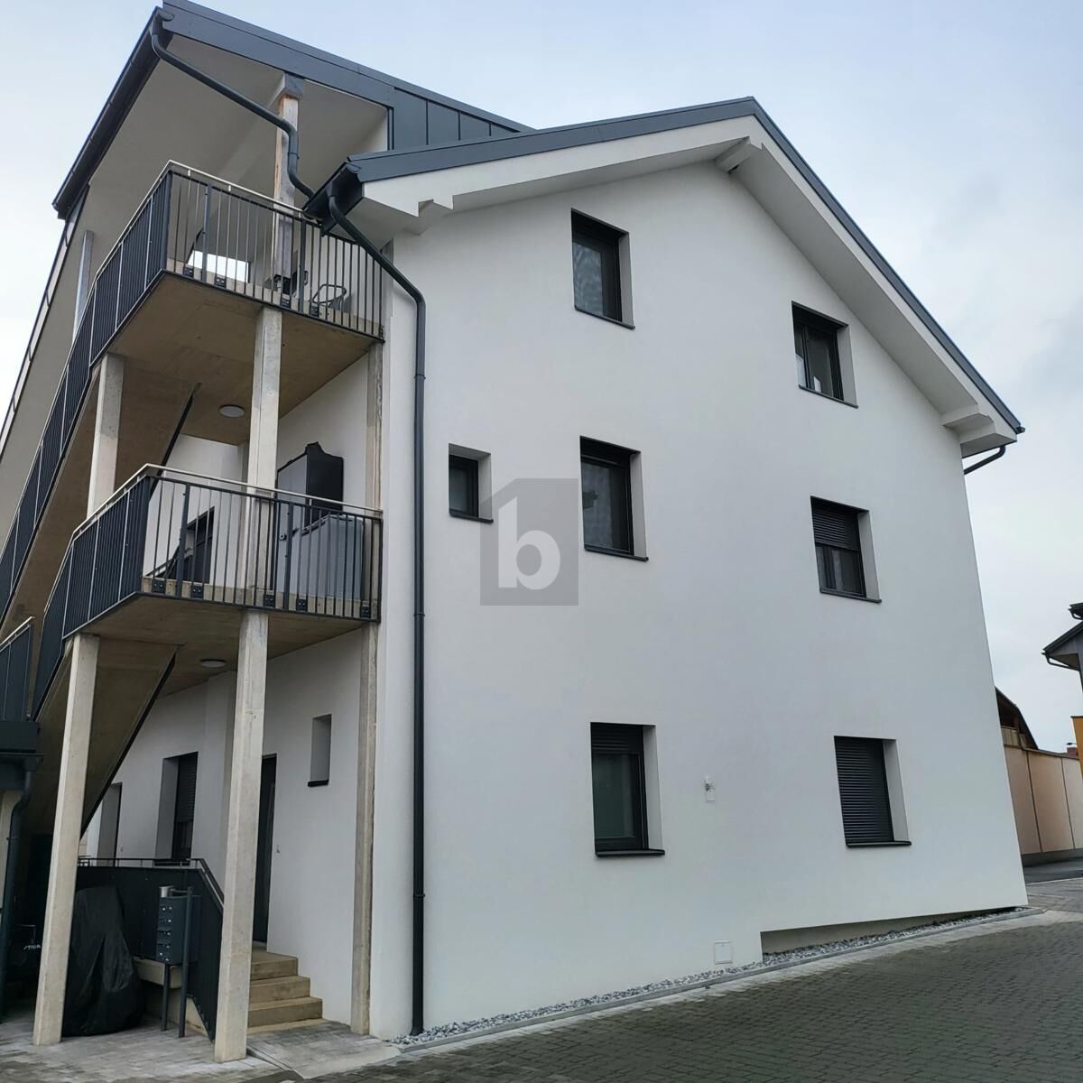 OFF-MARKET - TOP SANIERTES ANLAGEOBJEKT IN BEGEHRTER LAGE /  / 8055&nbsp;Graz / Bild 4