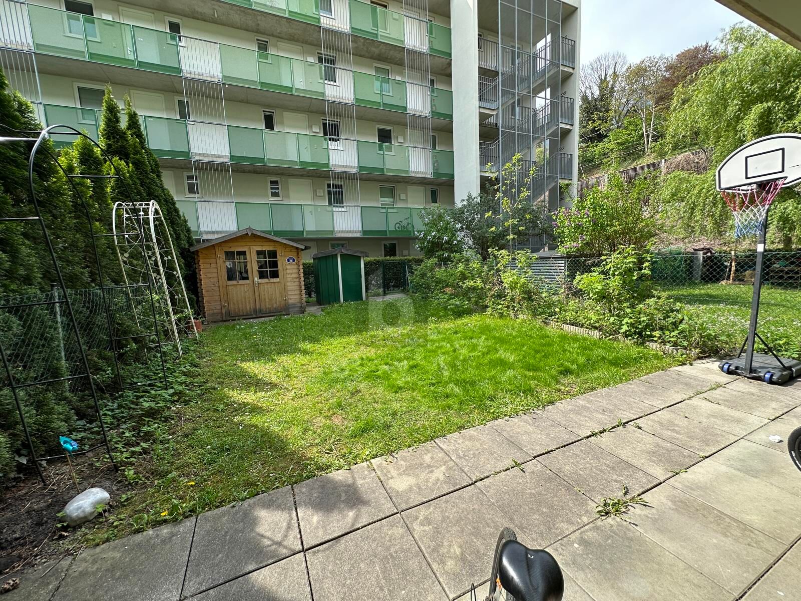 WOHNEN MIT 78 M� GRO�EM GARTEN & IDEALE RAUMAUFTEILUNG