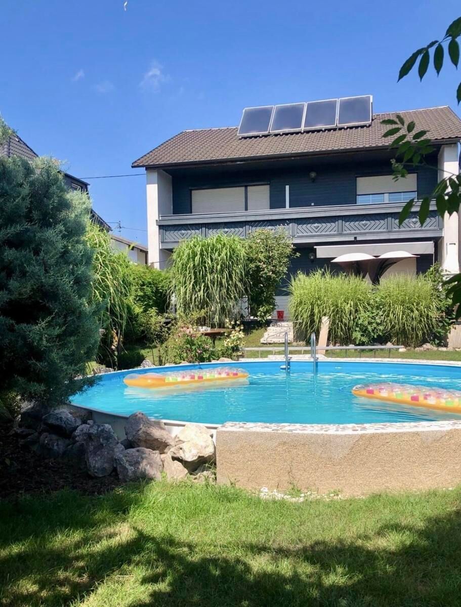 Preisreduktion! GRO�Z�GIGES EINFAMILIENHAUS IN PASCHING: VIEL PLATZ, POOL & KRISENSICHERE ENERGIETECHNIK IM ZENTRALRAUM /  / 4061&nbsp;Linz-Land / Bild 0