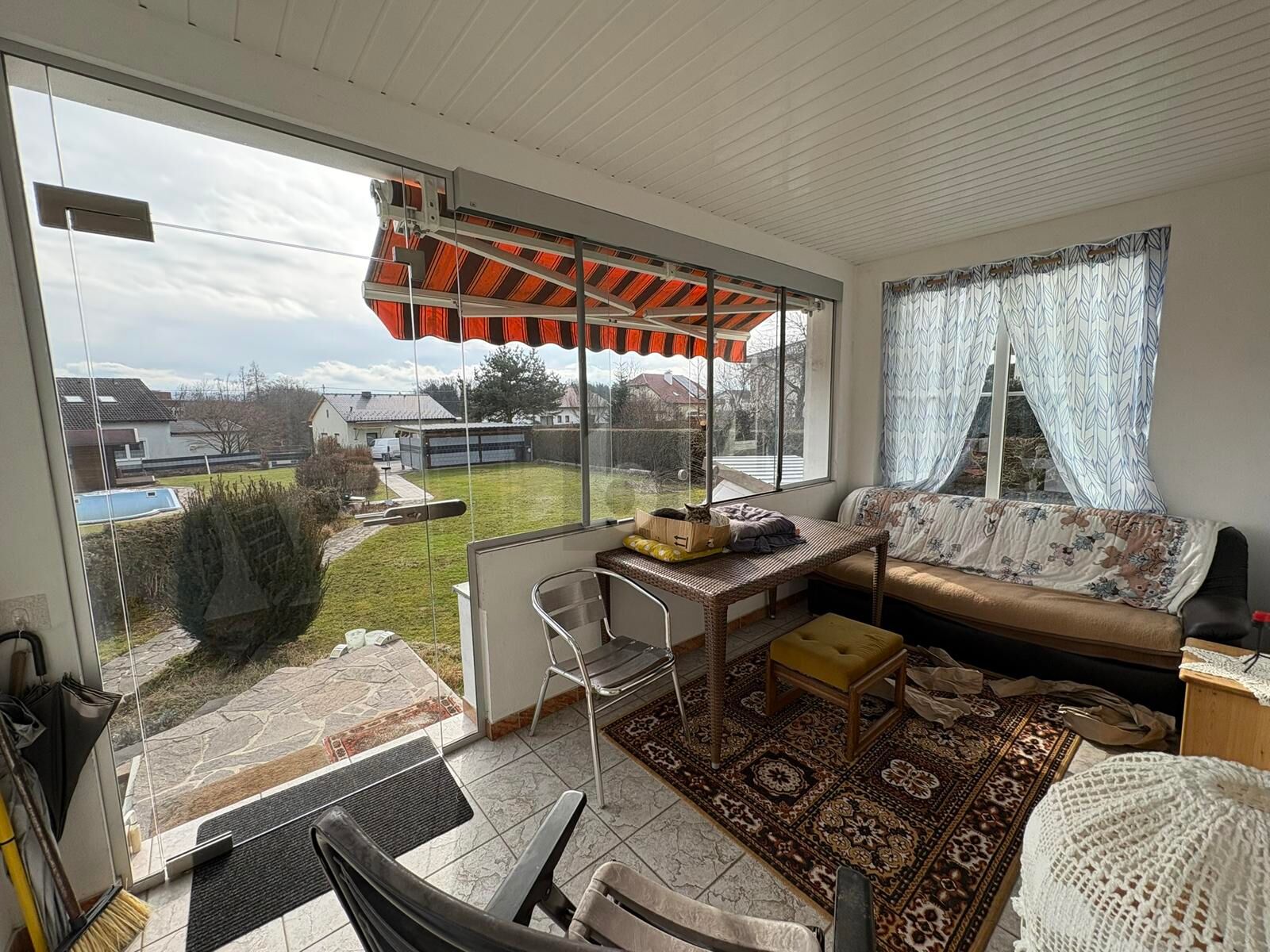 GROSSZ�GIGES EINFAMILIENHAUS IN ZENTRALER RUHELAGE MIT POOL /  / 4493&nbsp;Wolfern / Bild 3