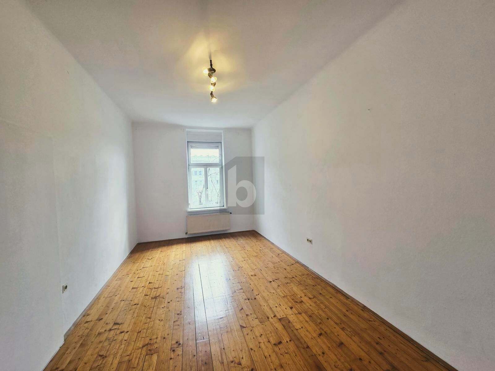 Preisreduktion! GROß MIT UNSCHLAGBARER INNENSTADT LAGE / / 8010 Graz / Bild 2