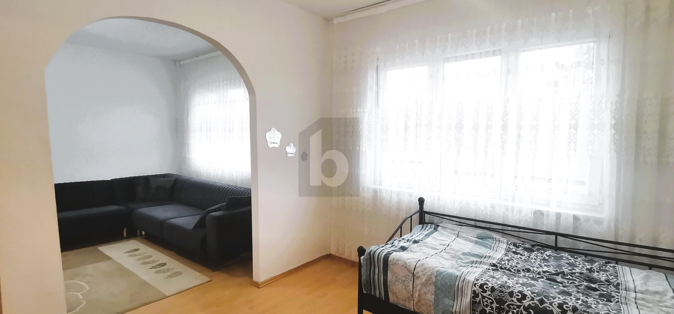 GROSSZ�GIGER FAMILIENHIT - F�NF SCHLAFZIMMER - BALKON UND KLEINER GARTEN /  / 2700&nbsp;Wiener Neustadt / Bild 3