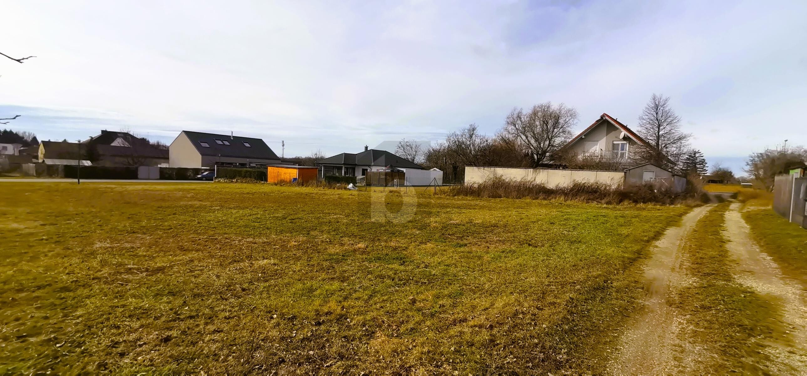 GUT GESCHNITTEN - ZWEI ZUFAHRTEN - ERH�HTE RUHELAGE - KEIN BAUZWANG /  / 7123&nbsp;M�nchhof / Bild 3