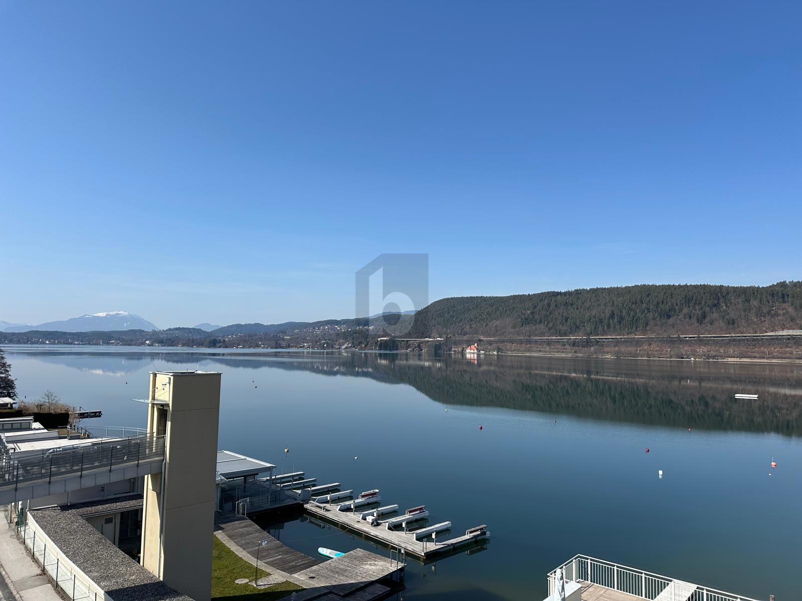 WOHNEN WO ANDERE URLAUB MACHEN 