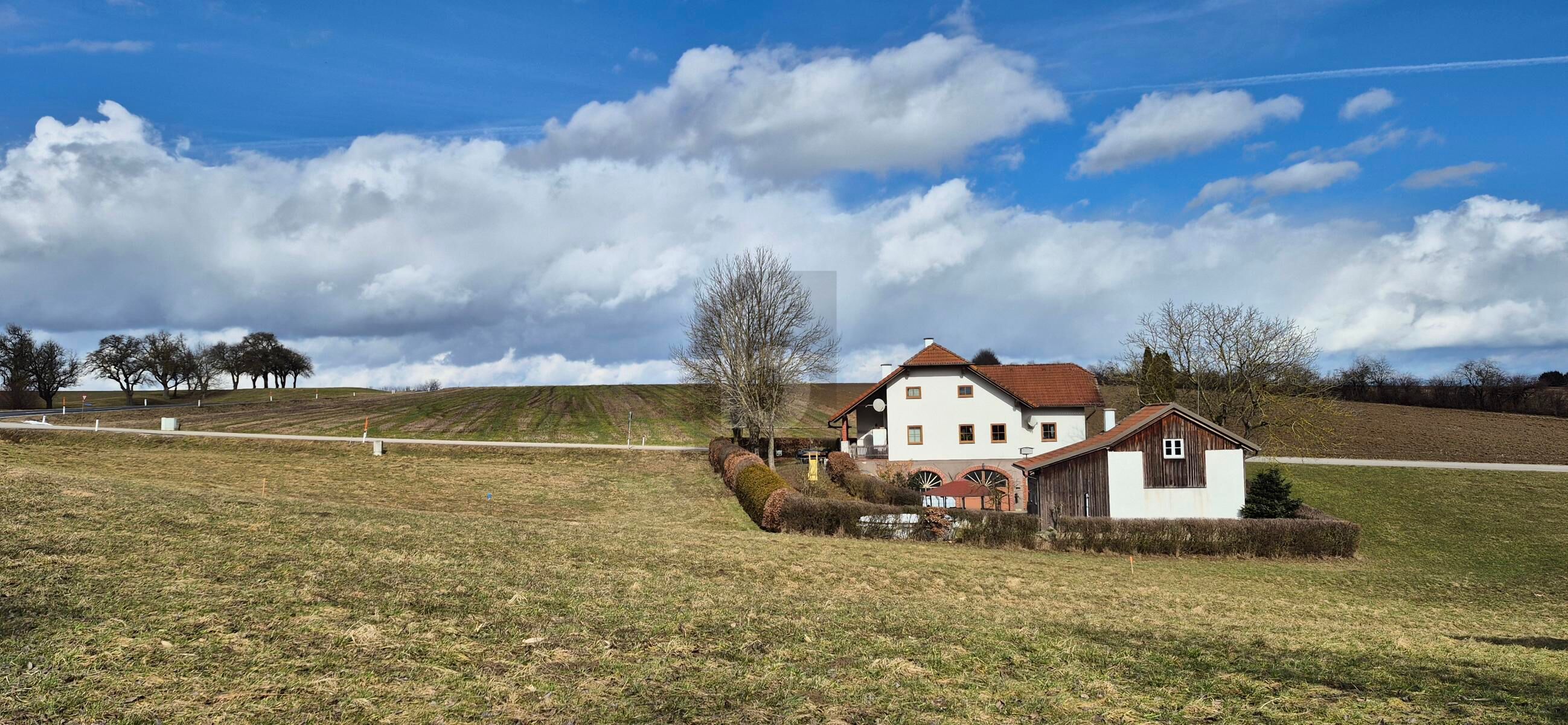 ATTRAKTIV ? IDEAL FÜR IHR EINFAMILIENHAUS! KEIN BAUZWANG!