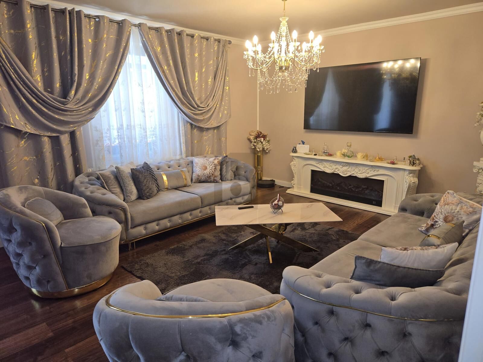 GRO�Z�GIGES FAMILIENHAUS MIT POOL, SOMMERGARTEN UND ATTRAKTIVEM GRUNDST�CK IN RUHIGER WOHNLAGE ? WINKLARN /  / 3300&nbsp;Amstetten / Bild 3