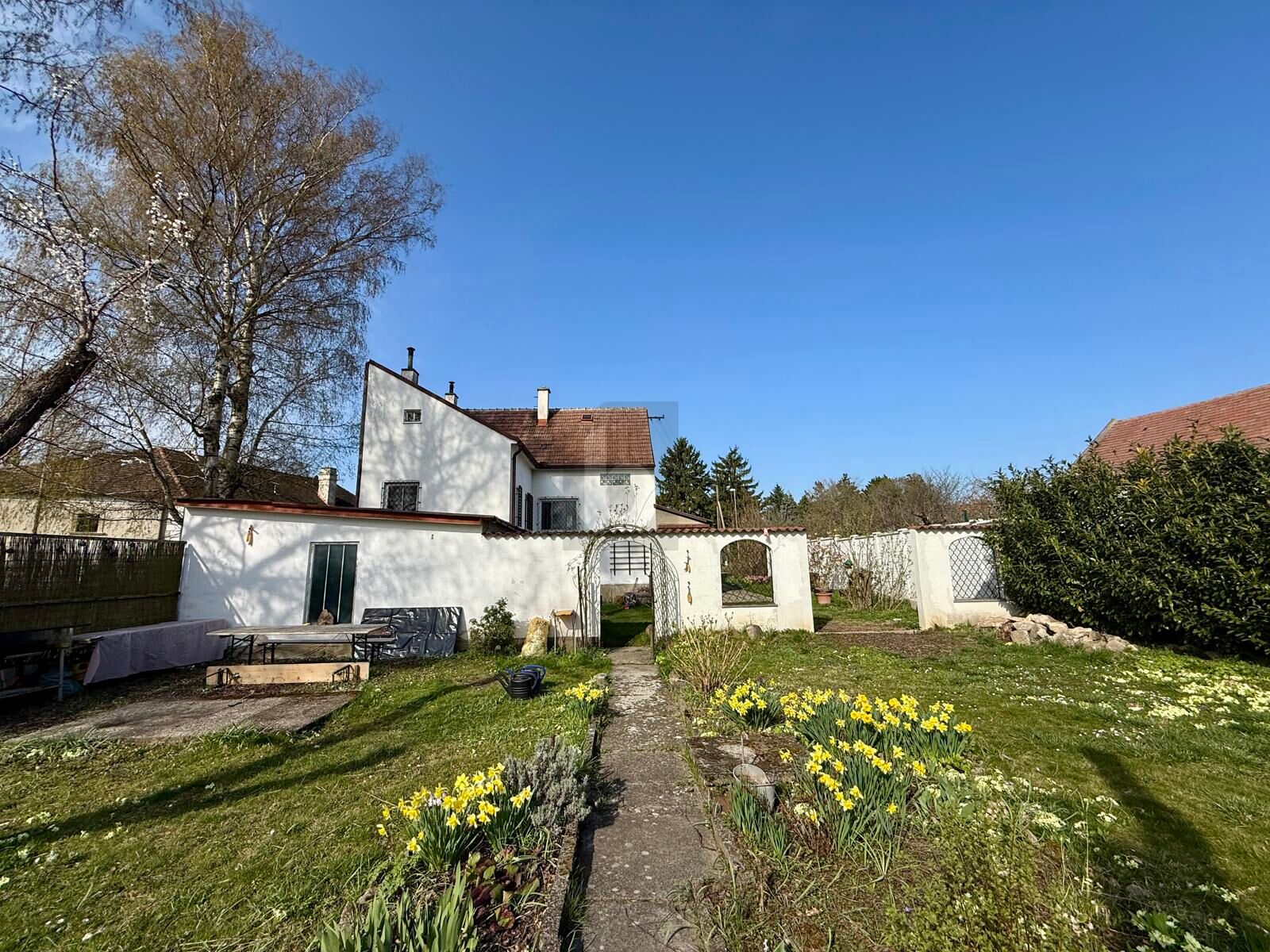 FAMILIÄRES WOHNEN MIT GROßEM & GRÜNEN GRUND - 30 MINUTEN VON WIEN