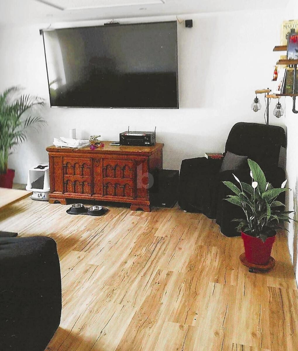 RENOVIERT - MIT UNEINSICHTIGEM GARTEN UND ZWEITEM ZUGANG /  / 7162&nbsp;Tadten / Bild 2