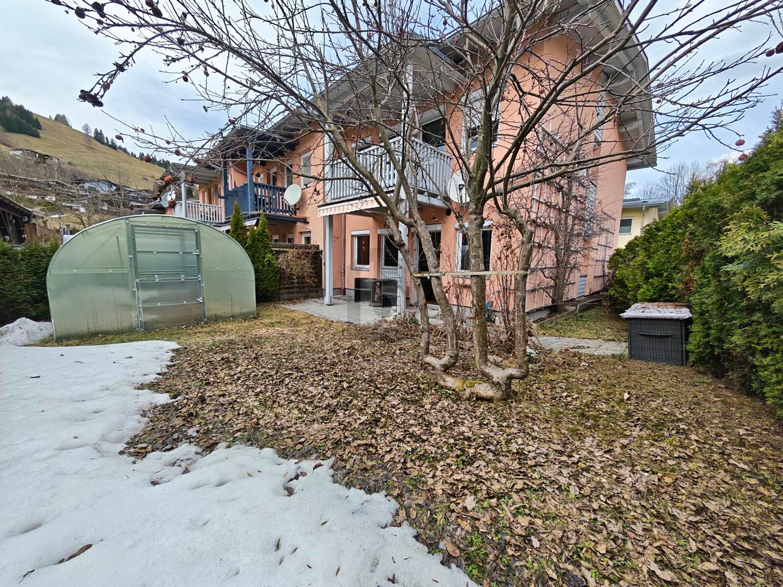 "MODERN LIVING" MIT EIGENEM GARTEN IN SONNIGER LAGE /  / 6365&nbsp;Kirchberg in Tirol / Bild 1