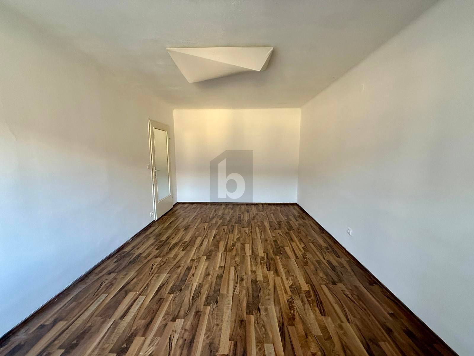 CHARMANTER WOHNHIT IN ZENTRALER LAGE MIT LIFT /  / 1100&nbsp;Wien / Bild 4