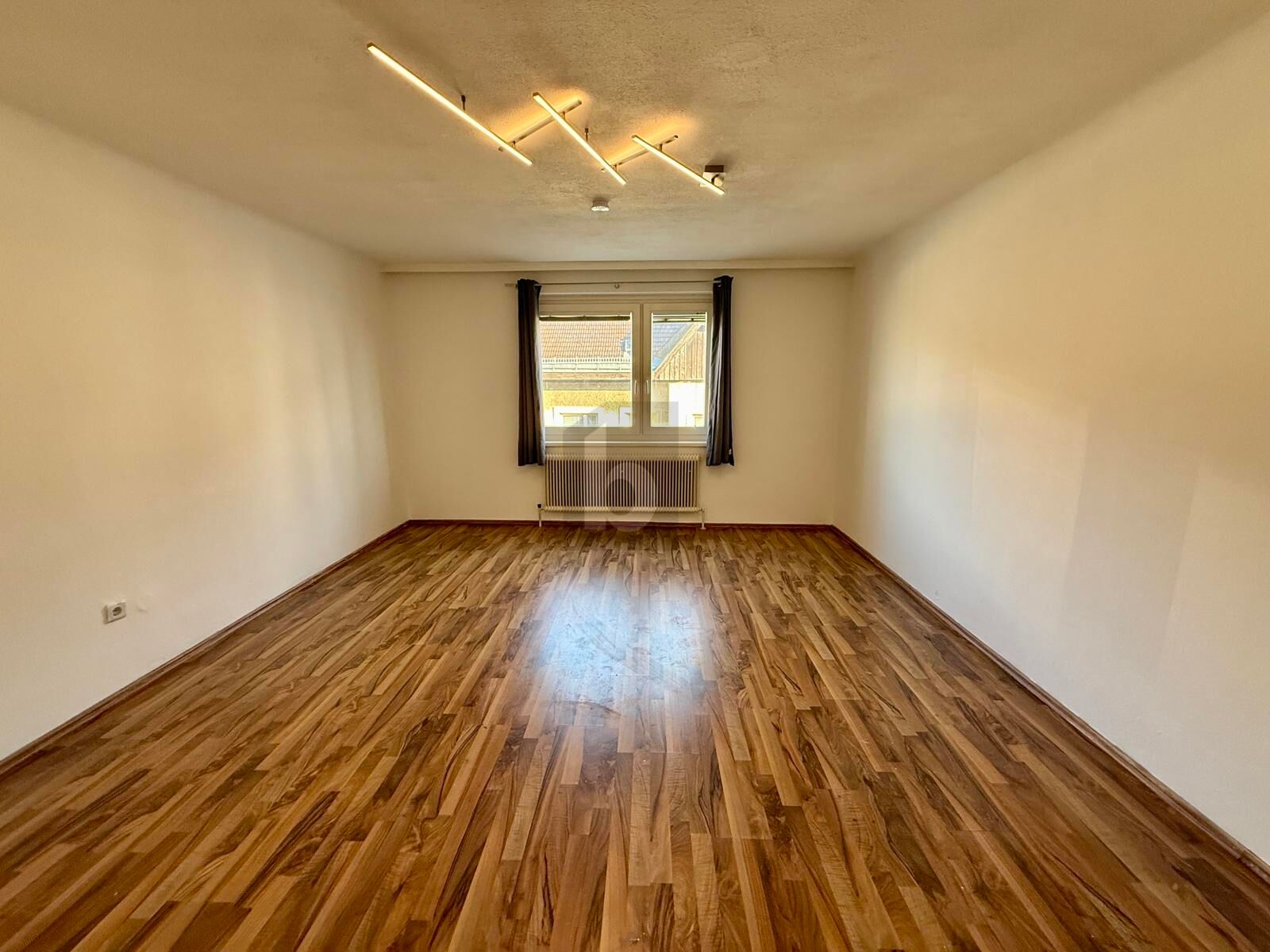 CHARMANTER WOHNHIT IN ZENTRALER LAGE MIT LIFT /  / 1100&nbsp;Wien / Bild 0