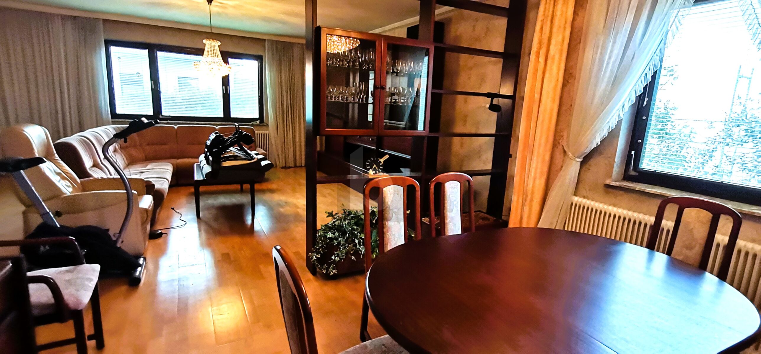 BUNGALOW IN VERKEHRSBERUHIGTER SIEDLUNG /  / 2601&nbsp;Sollenau / Bild 1