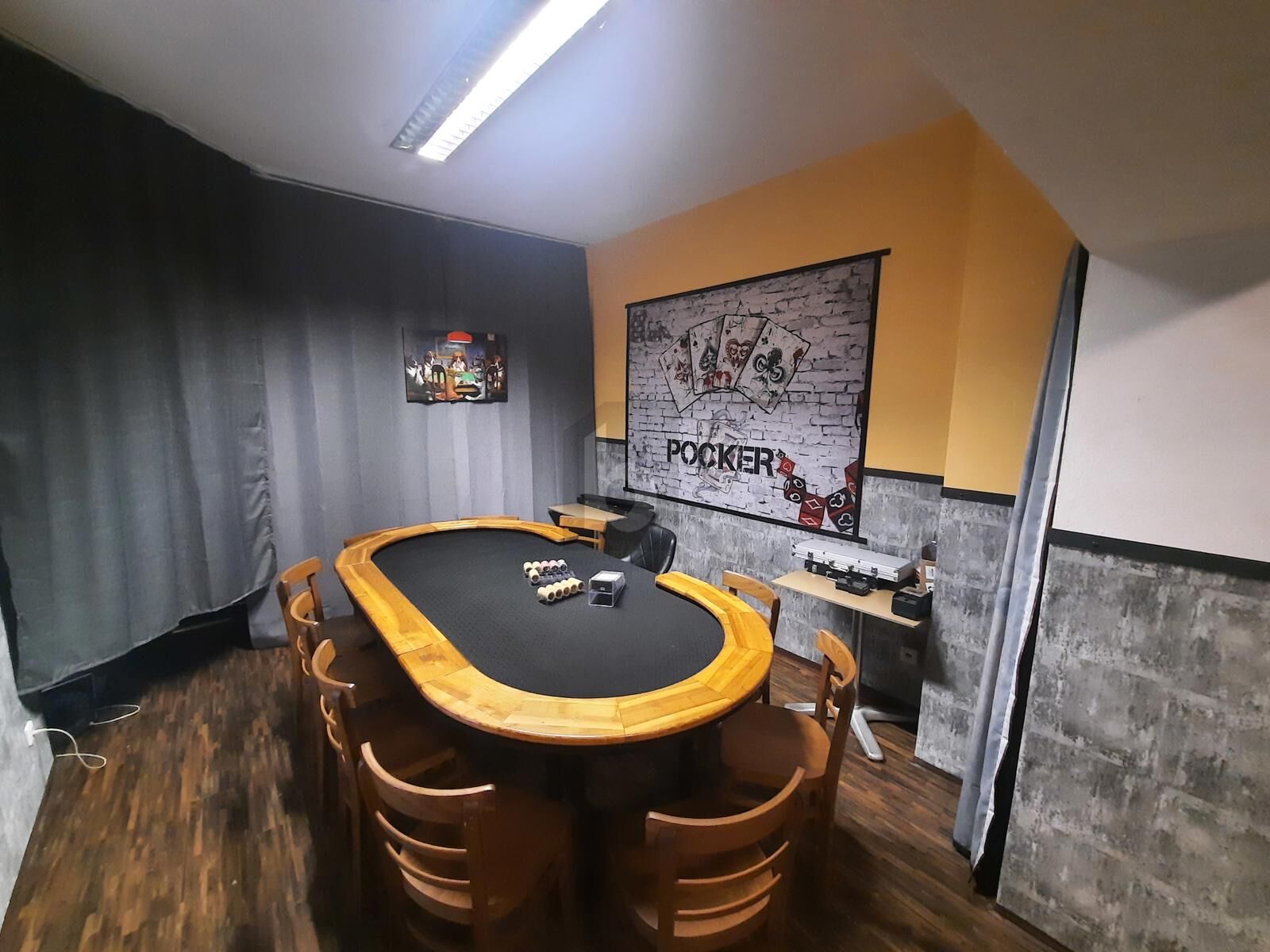 ATTRAKTIVES RENDITEOBJEKT: PUB, 5-ZIMMER-WOHNUNG UND DACHGESCHOSS MIT AUSBAUPOTENZIAL /  / 3340&nbsp;Waidhofen an der Ybbs / Bild 4