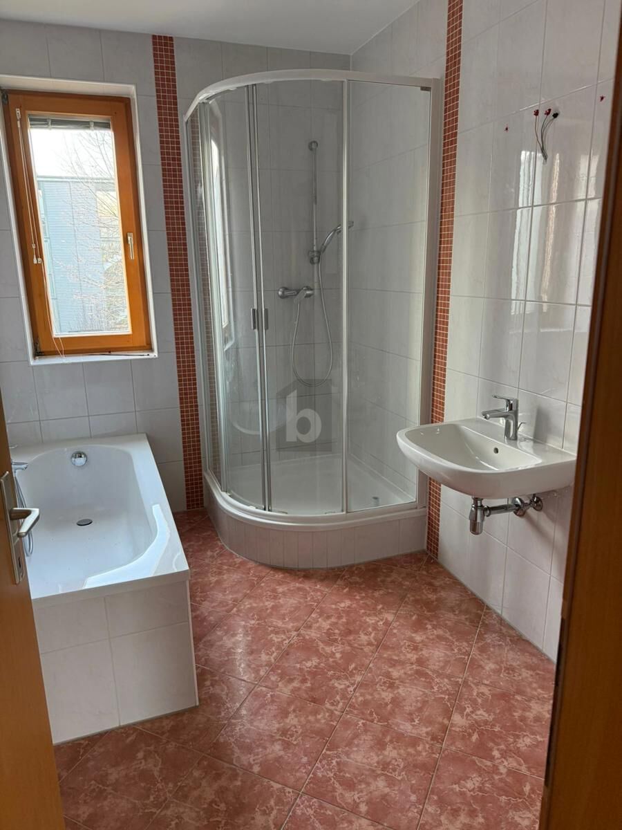 CHARMANTES WOHNEN MIT BALKON IN FAMILIENFREUNDLICHER LAGE / / 8401 Kalsdorf bei Graz / Bild 4