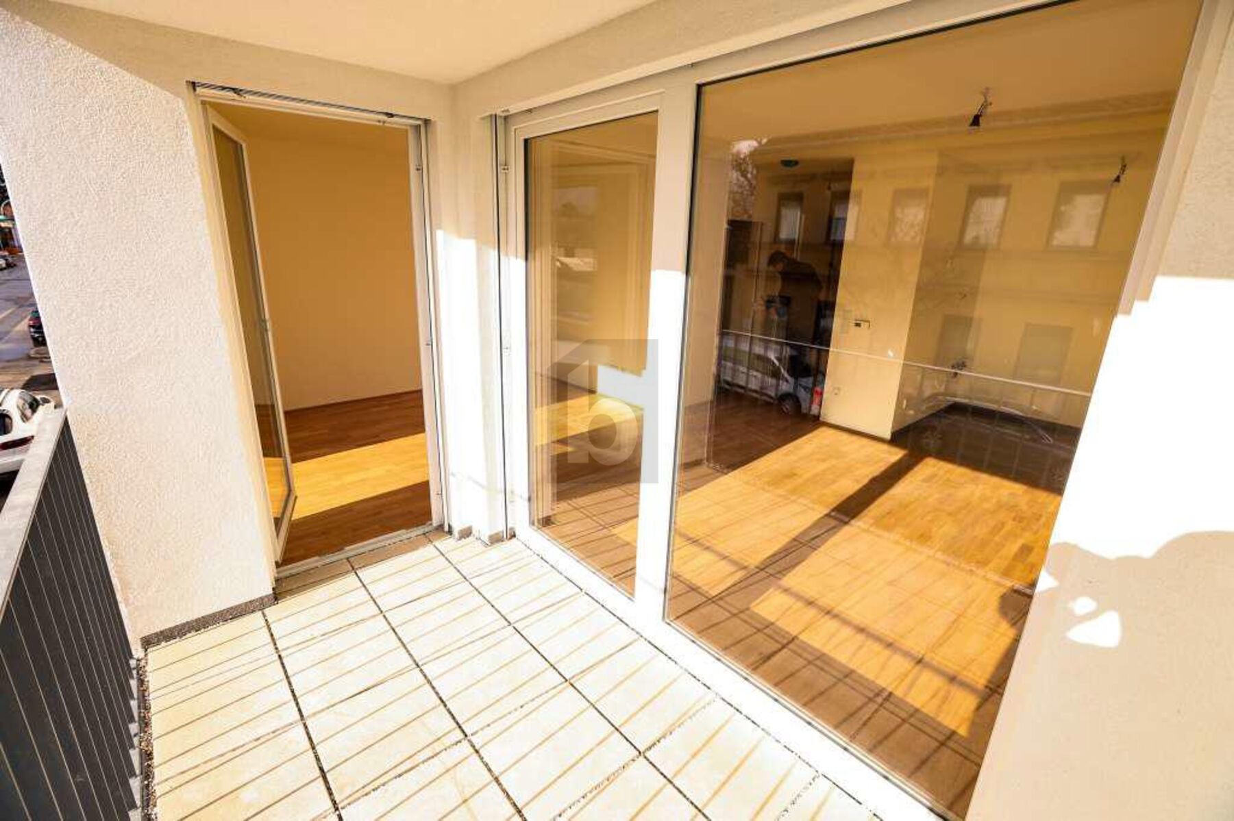 SINGLE-HIT MIT LOGGIA ? TOP FÜR PENDLER / / 2333 Leopoldsdorf bei Wien / Bild 2