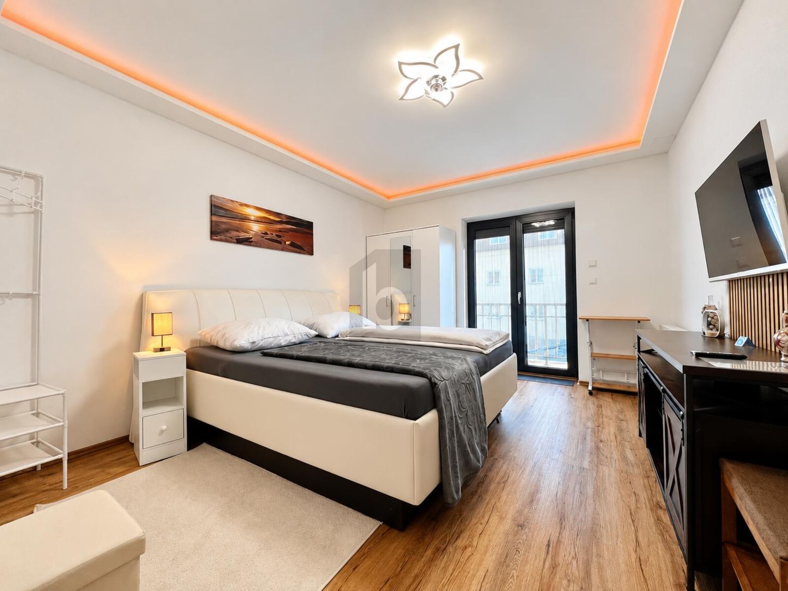 Preisreduktion! NEU SANIERT MIT NIEDRIGEN BK! SONNIGER BALKON UND GUTE INFRASTRUKTUR / / 5020 Salzburg / Bild 1
