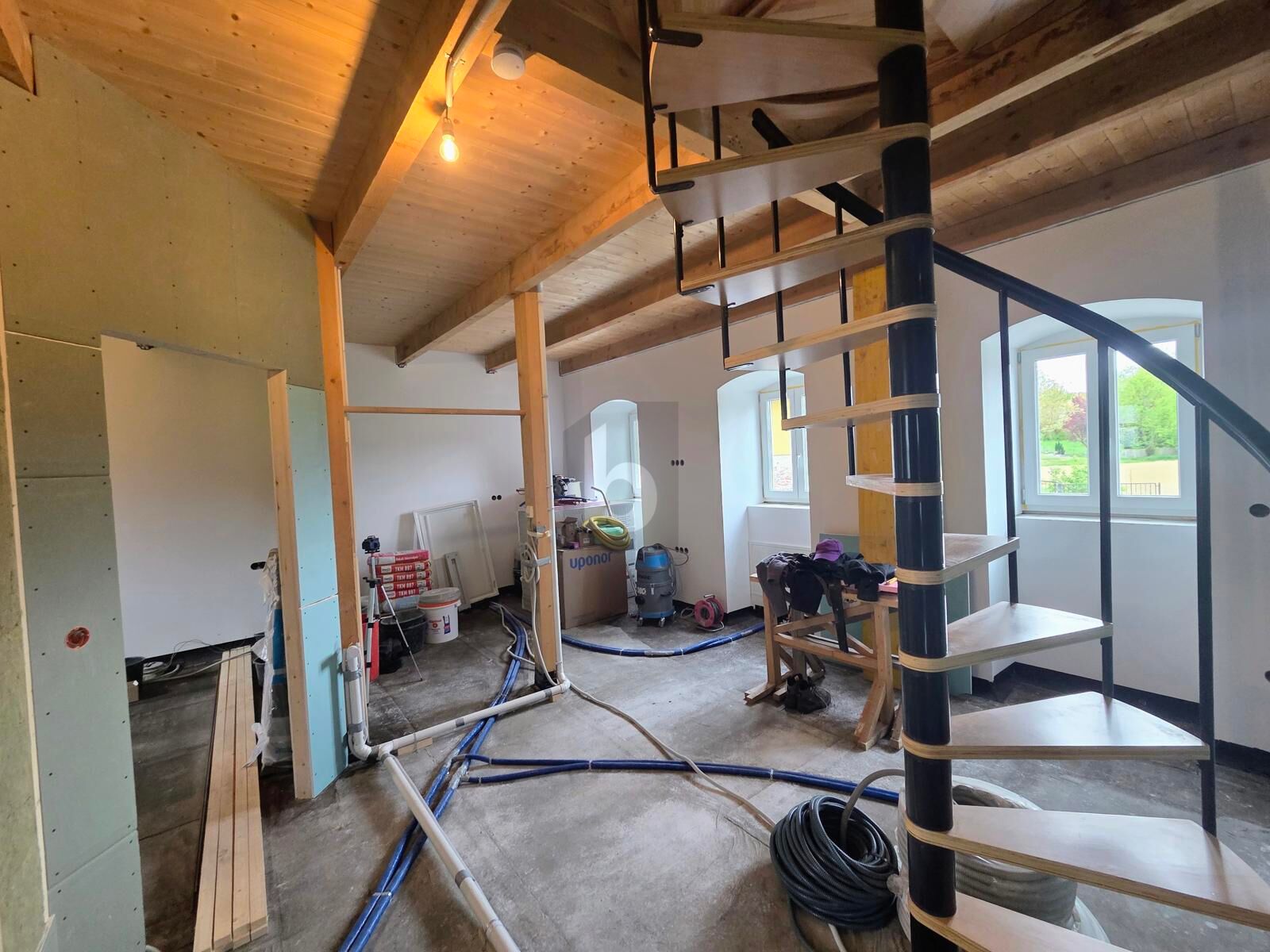 Preisreduktion! SANIERUNGSOBJEKT IN ATTRAKTIVER LAGE MIT VIEL PLATZ UND M�GLICHKEITEN /  / 8350&nbsp;Fehring / Bild 1