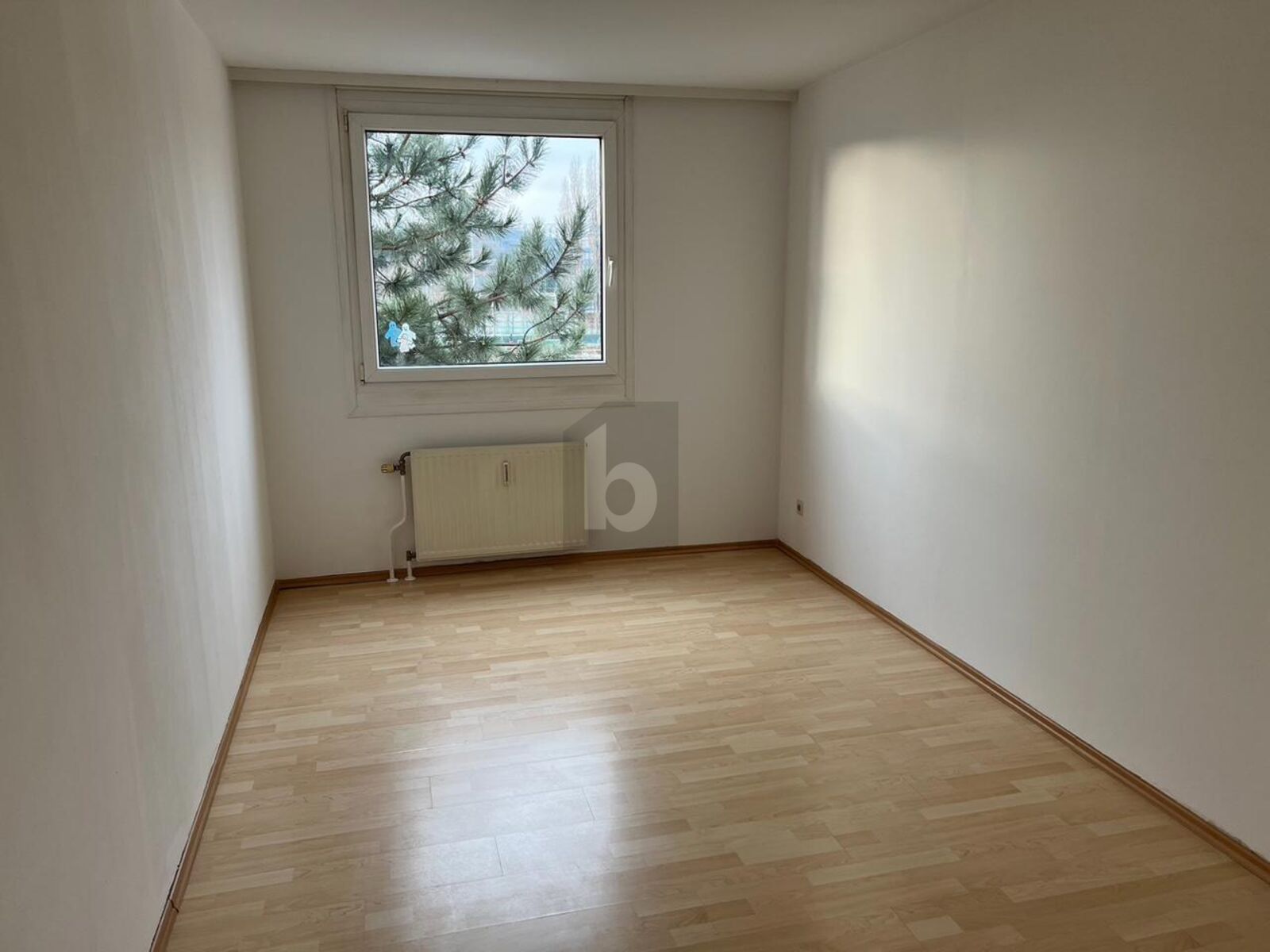 Preisreduktion! HELLER WOHNHIT MIT LOGGIA & TIEFGARAGE / / 1200 Wien / Bild 1