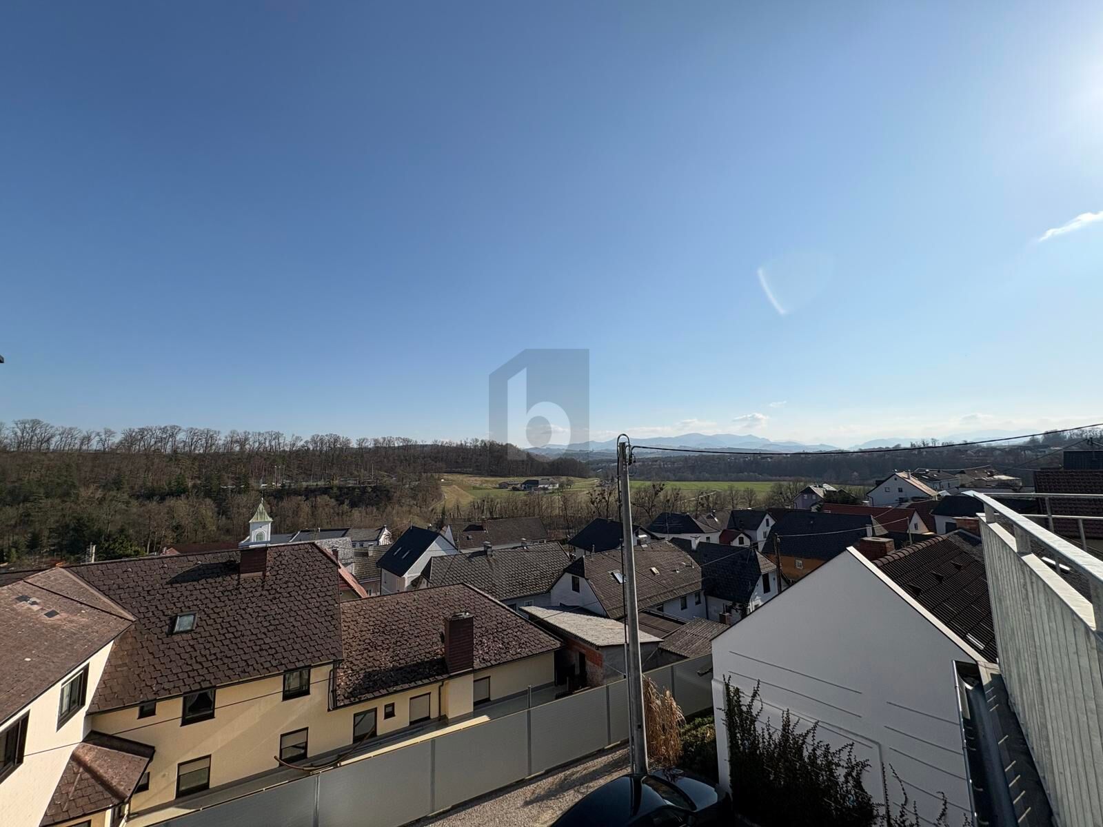 HISTORISCHER CHARME TRIFFT MODERNEN KOMFORT /  / 4523&nbsp;Neuzeug / Bild 1