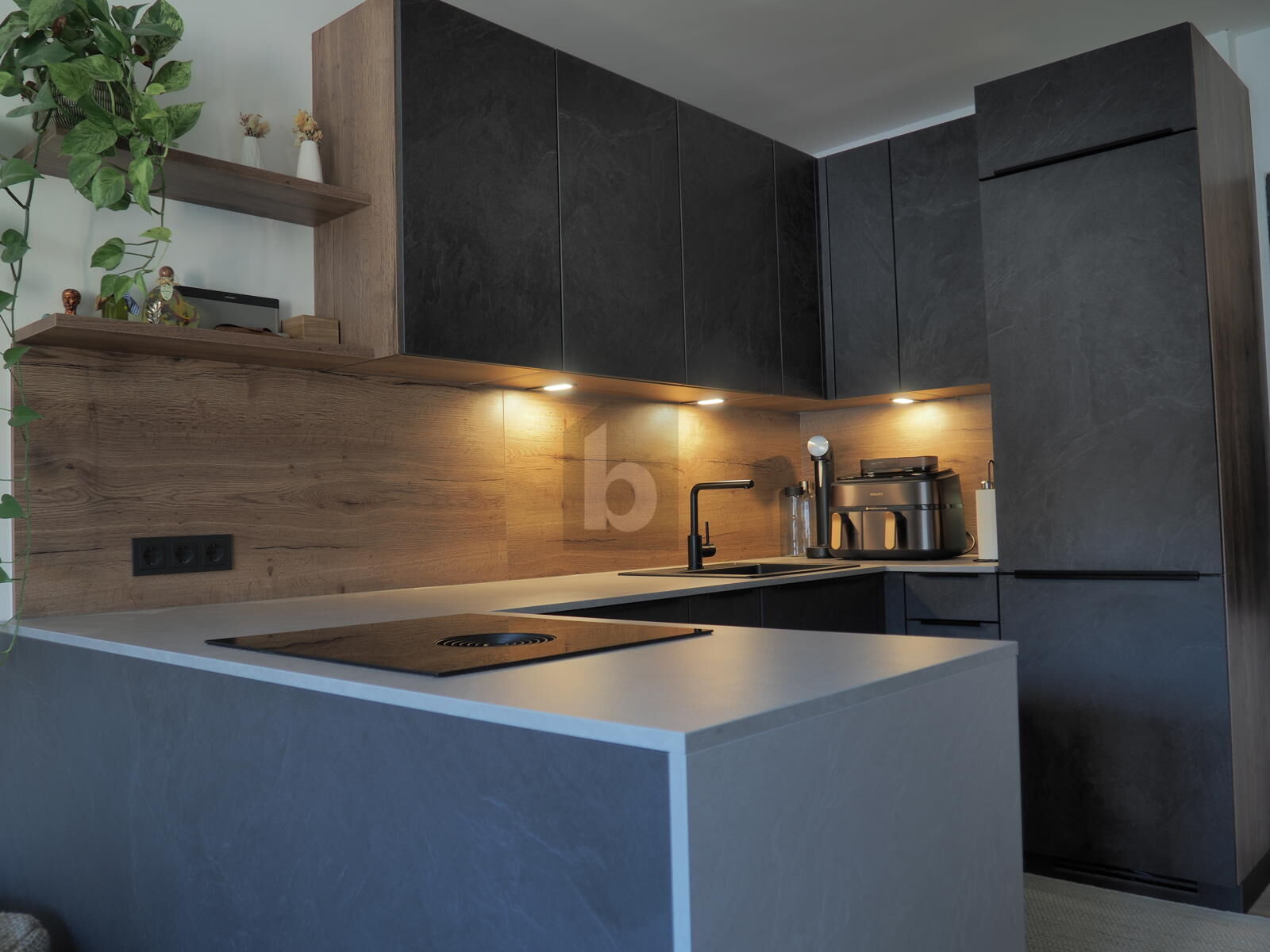 HOCHWERTIG SANIERT IN PARSCH MIT BALKON! IDEAL ZUM STARTEN ODER ANLEGEN /  / 5020&nbsp;Salzburg / Bild 3