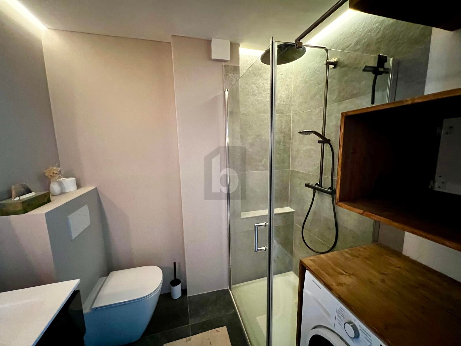 HOCHWERTIG SANIERT IN PARSCH MIT BALKON! IDEAL ZUM STARTEN ODER ANLEGEN /  / 5020&nbsp;Salzburg / Bild 1