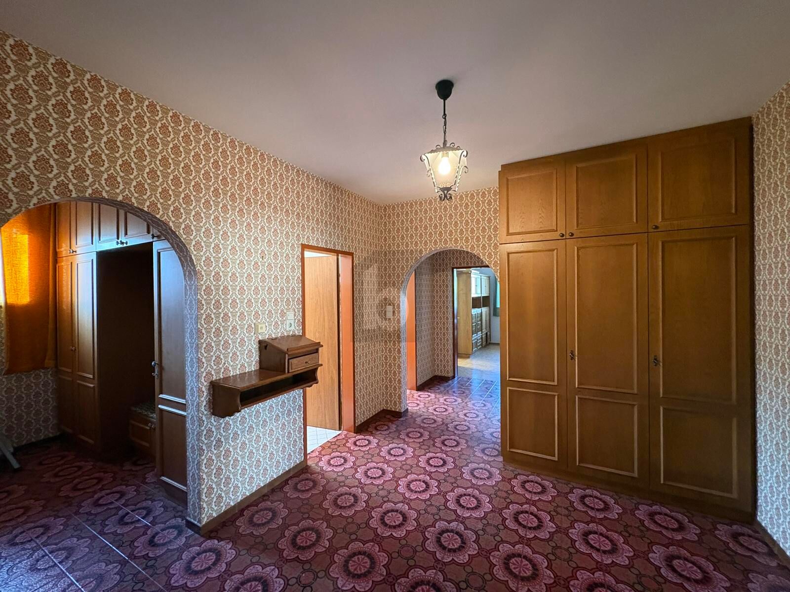 TRAUMHAFTER SONNIGER GARTEN! GER�UMIG MIT VIEL POTENTIAL /  / 4523&nbsp;Neuzeug / Bild 1