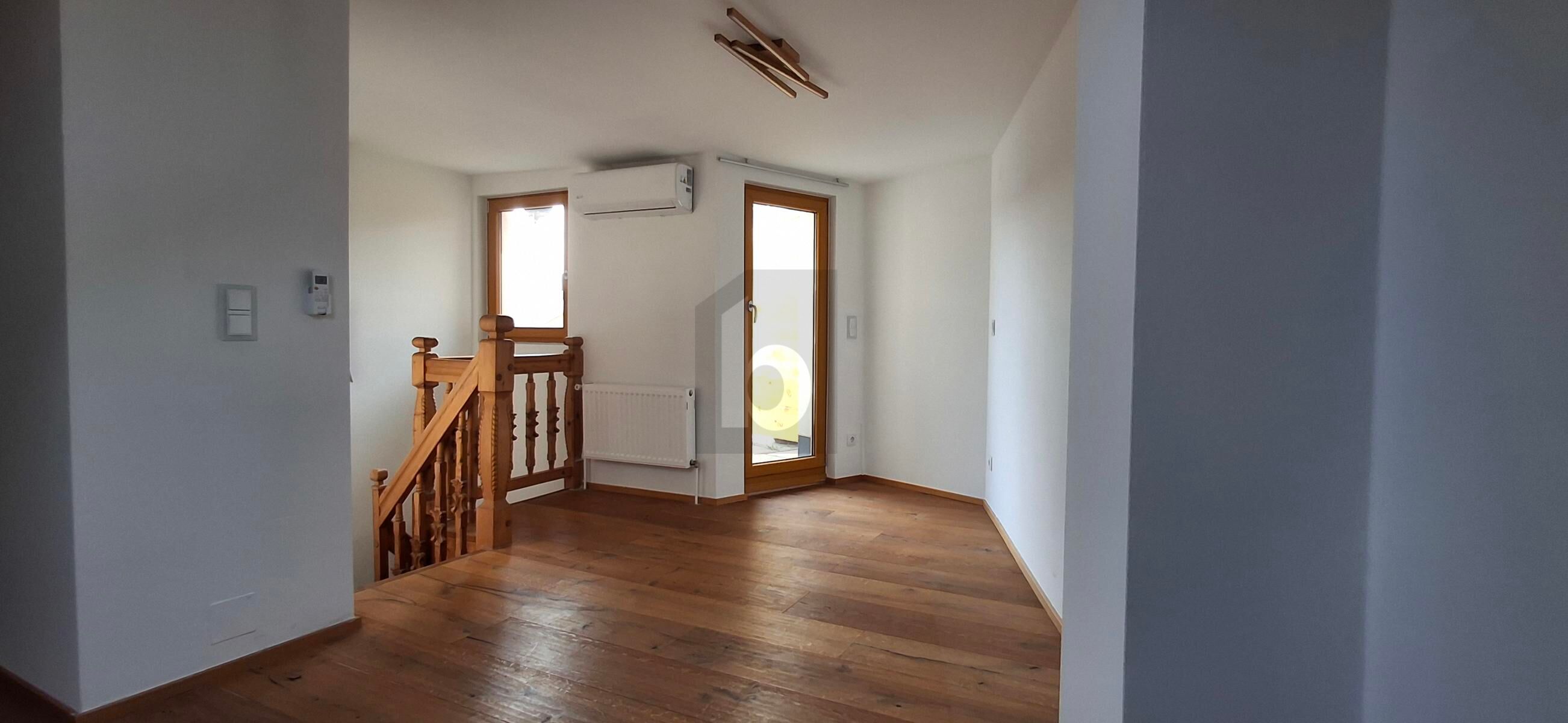 STILVOLLER DACHGESCHOSSHIT MIT CHARME / / 1170 Wien / Bild 3