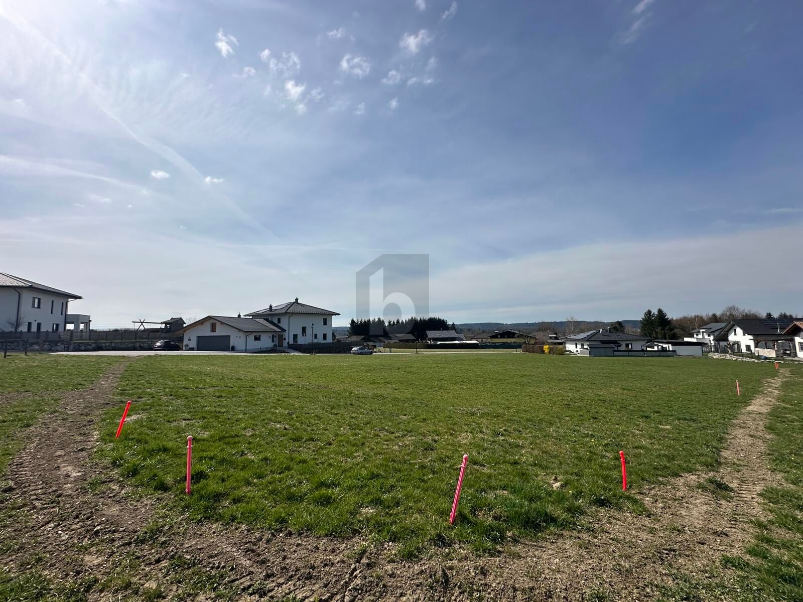 TOP BAUGRUND 718 M� | RUHIG & SONNIG | KEIN BAUZWANG | N�HE MATTIGHOFEN /  / 5280&nbsp;Braunau am Inn / Bild 1