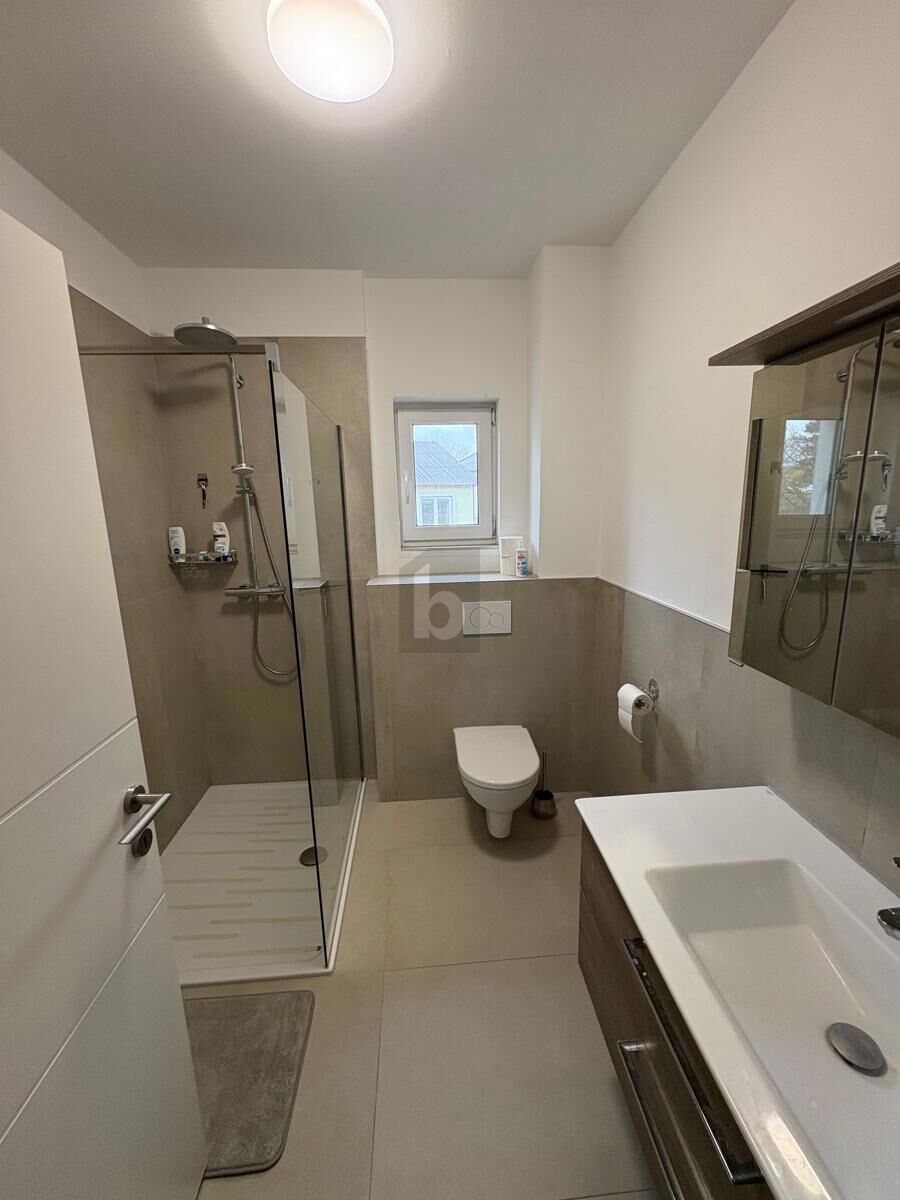 STILVOLLES WOHNEN MIT GROßEM TRAUMGARTEN IN RUHIGER LAGE VON HERZOGENBURG / / 3130 Herzogenburg / Bild 2