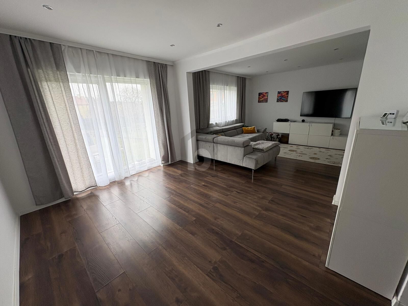 STILVOLLES WOHNEN MIT GROßEM TRAUMGARTEN IN RUHIGER LAGE VON HERZOGENBURG / / 3130 Herzogenburg / Bild 3