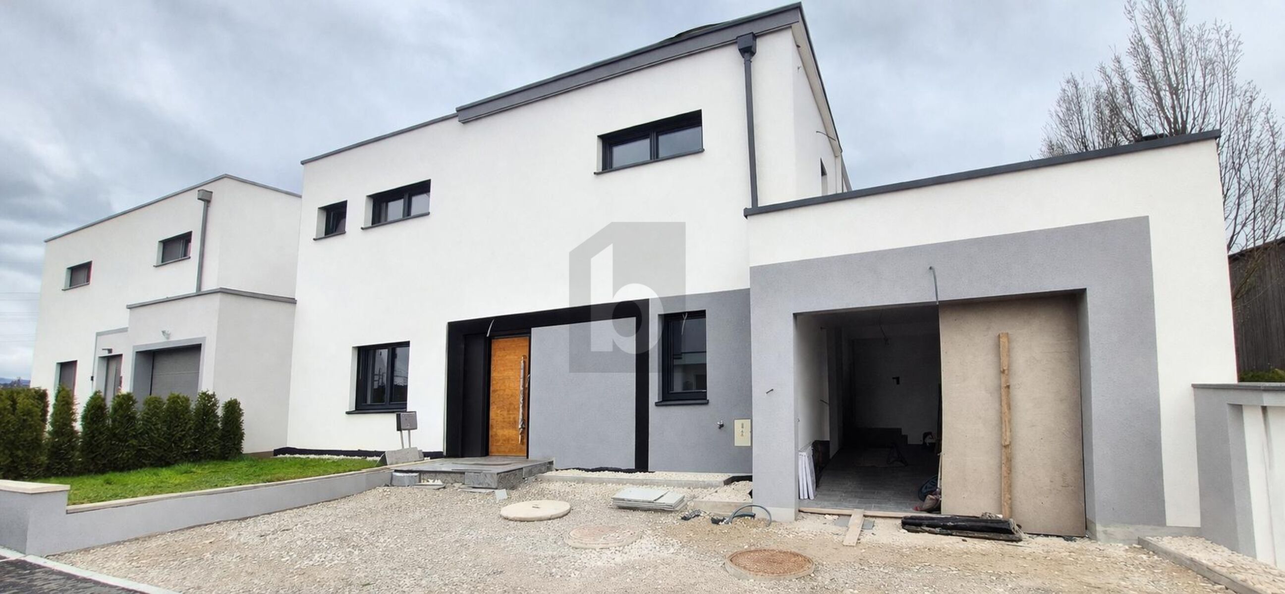 MODERNE ARCHITEKTUR TRIFFT AUF HÖCHSTE WOHNQUALITÄT / / 3350 Haag / Bild 4