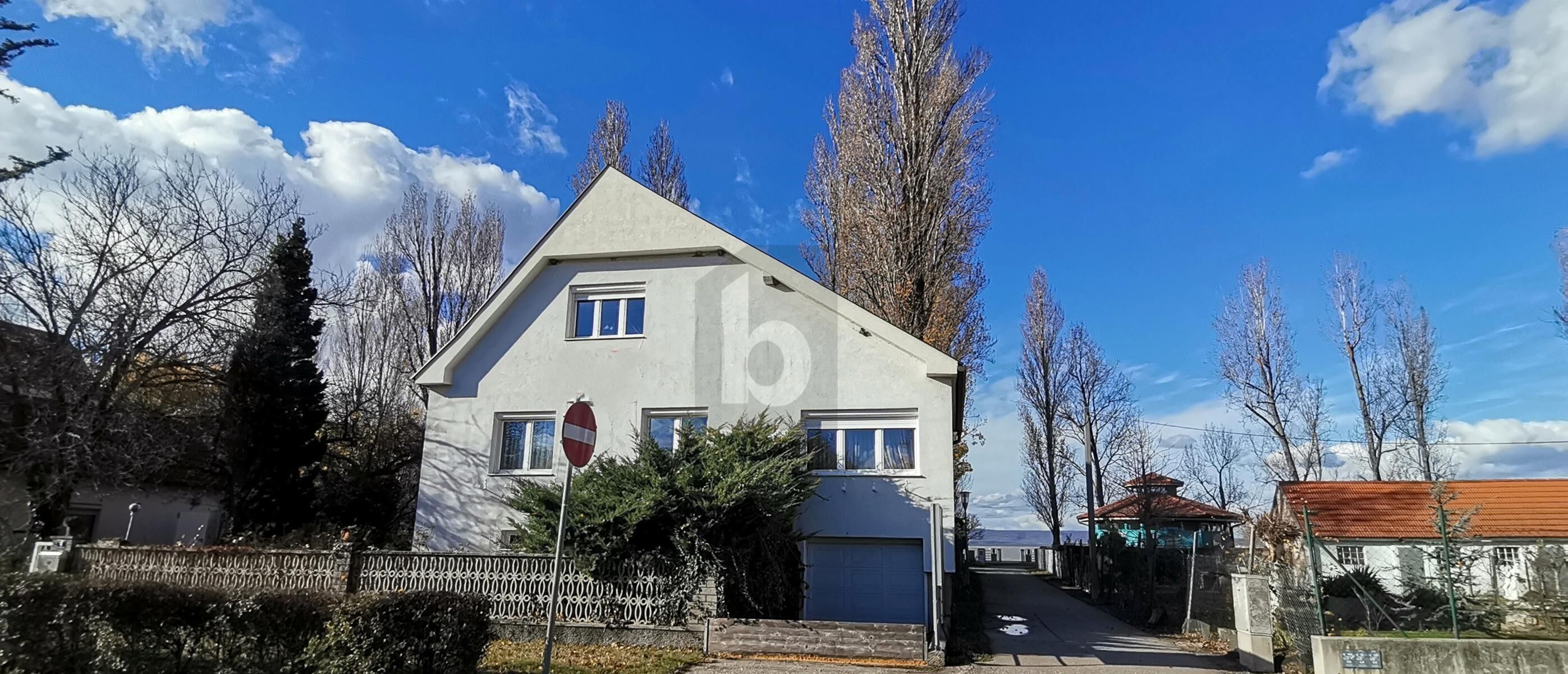 EINMALIGE LAGE AM NEUSIEDLERSEE MIT BESTEHENDEM HAUS / / 7141 Podersdorf am See / Bild 2