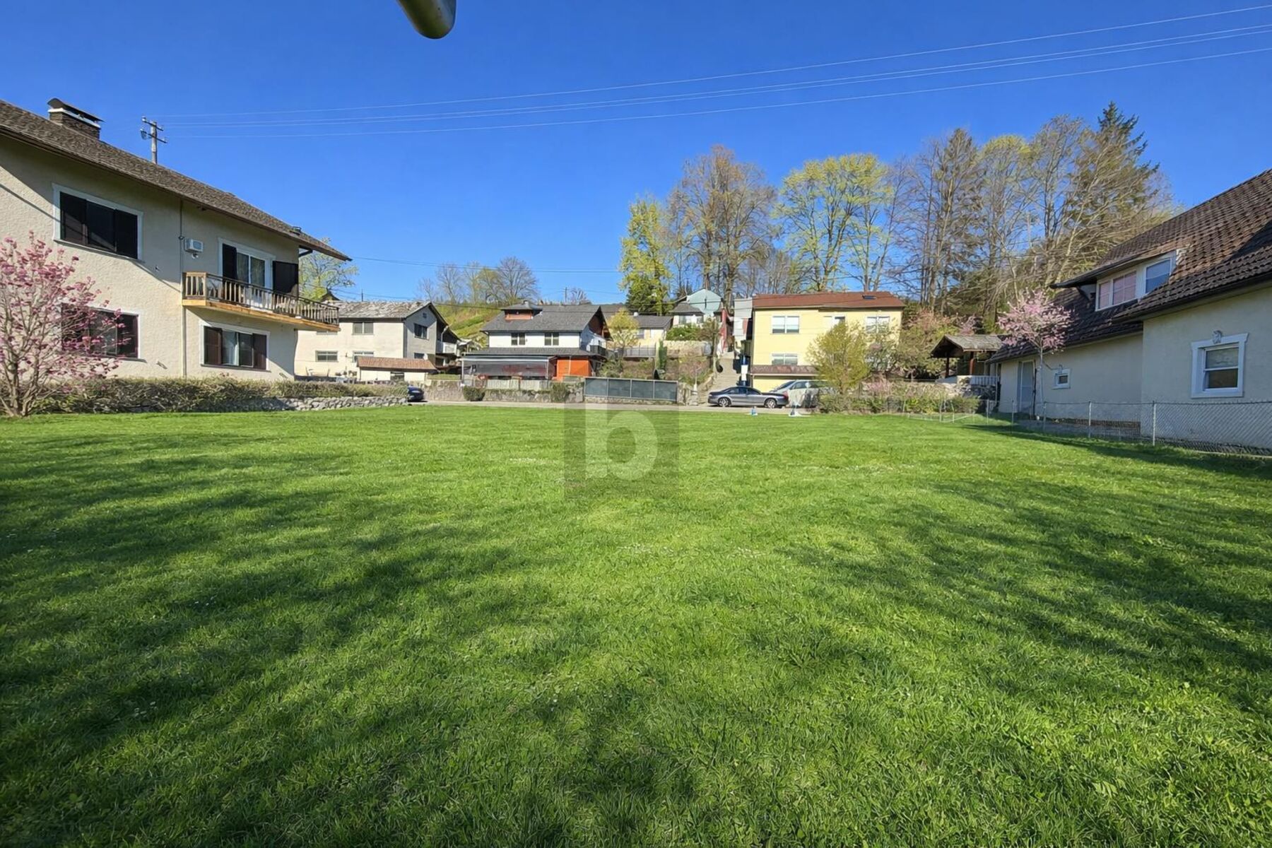 SONNIGES BAUGRUNDST�CK IM HERZEN VON MATTIGHOFEN ? NUR 500 M ZUM STADTPLATZ!