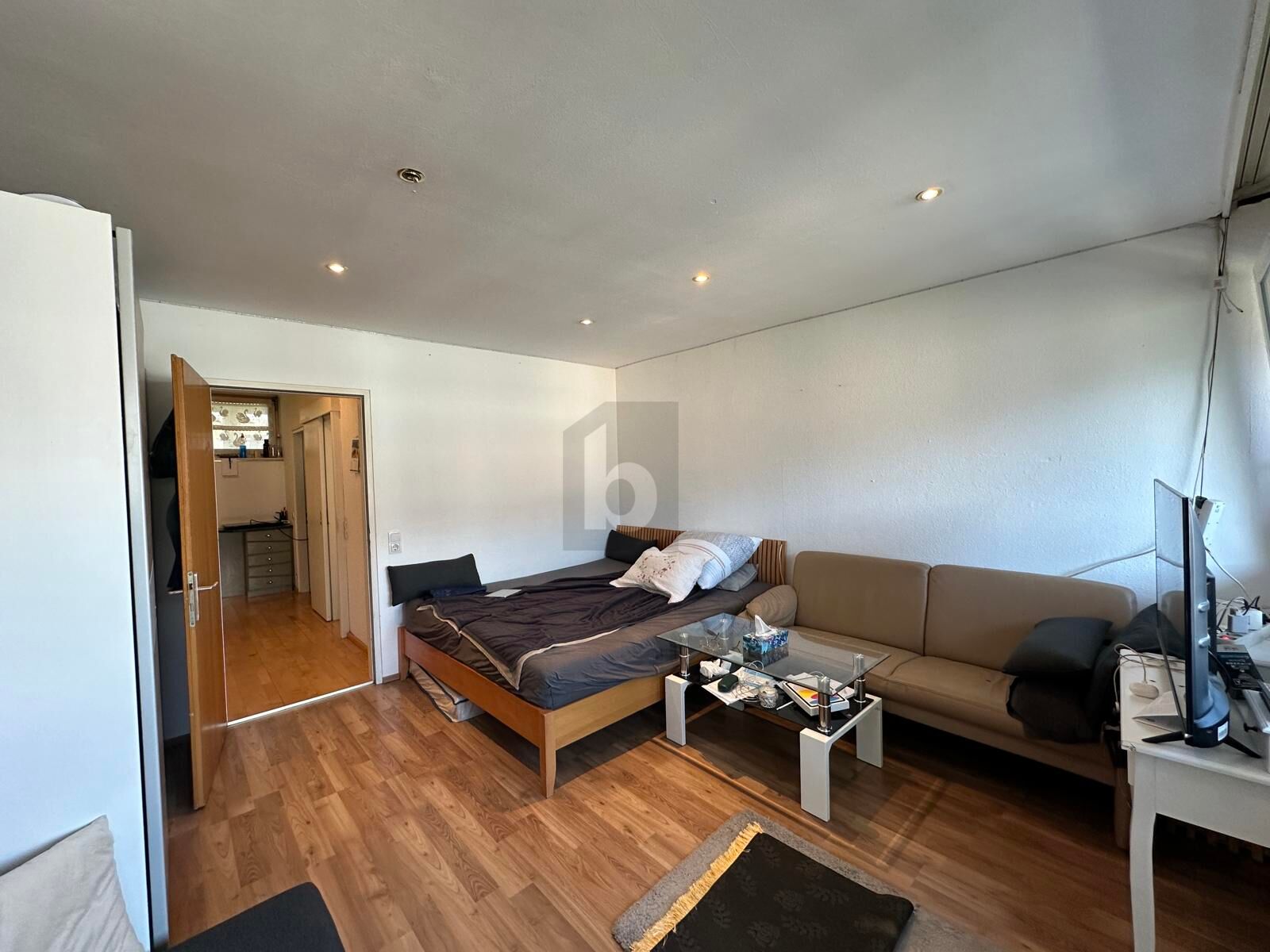 WOHNHIT MIT AUSBLICK INKLUSIVE ? GAR�ONNI�RE MIT LOGGIA & TIEFGARAGE