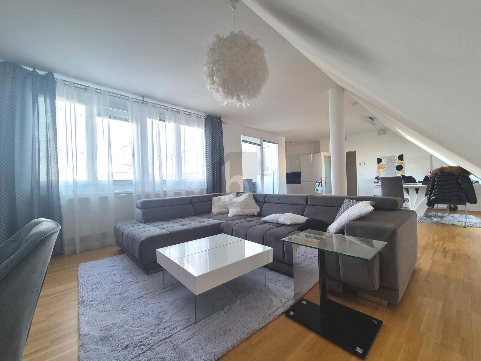 SONNENLICHT, WEITBLICK & WOHNGEF�HL