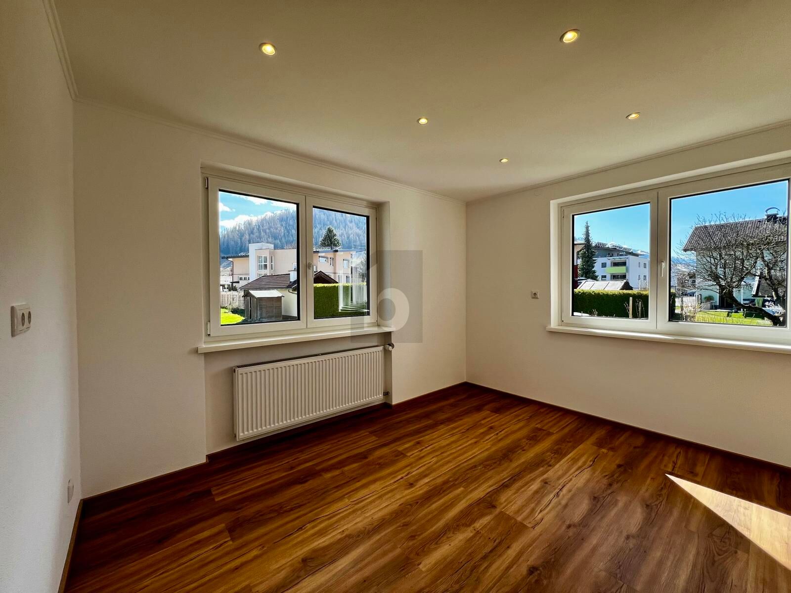 NEUSANIERT IN TRAUMLAGE MIT VIELEN M�GLICHKEITEN!  /  / 5671&nbsp;Bruck an der Gro�glocknerstra� / Bild 2