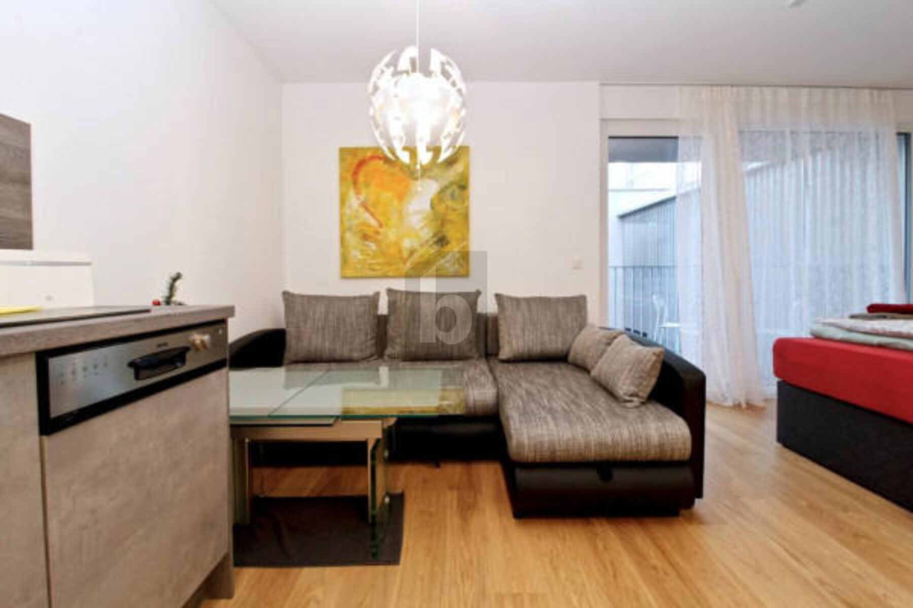 EXKLUSIVES WOHNEN MIT POOL ? URBANES FEELING MIT BESONDEREM KOMFORT