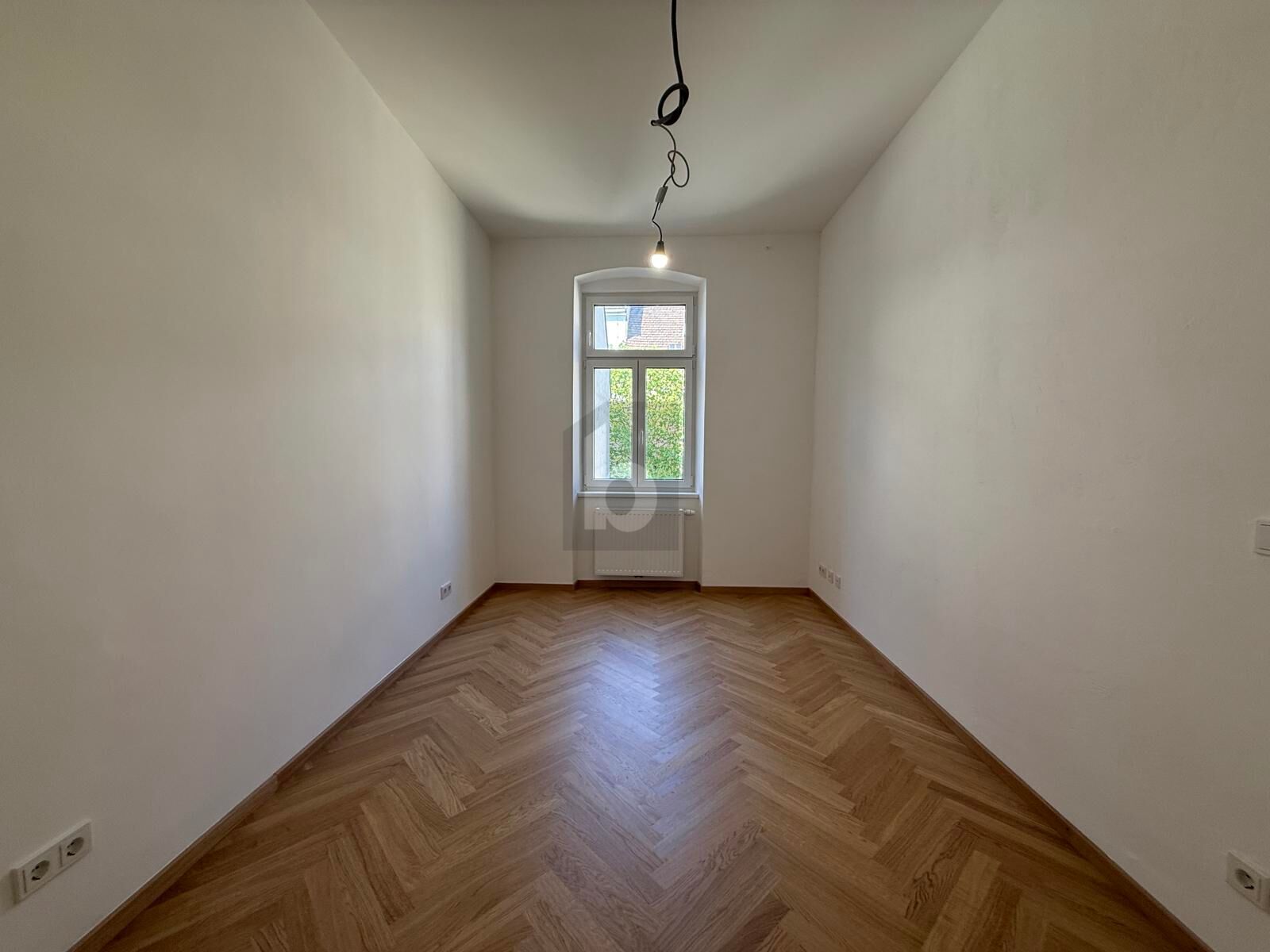 ERSTBEZUG NACH SANIERUNG - SONNIGE ALTBAUWOHNUNG /  / 1160&nbsp;Wien / Bild 2