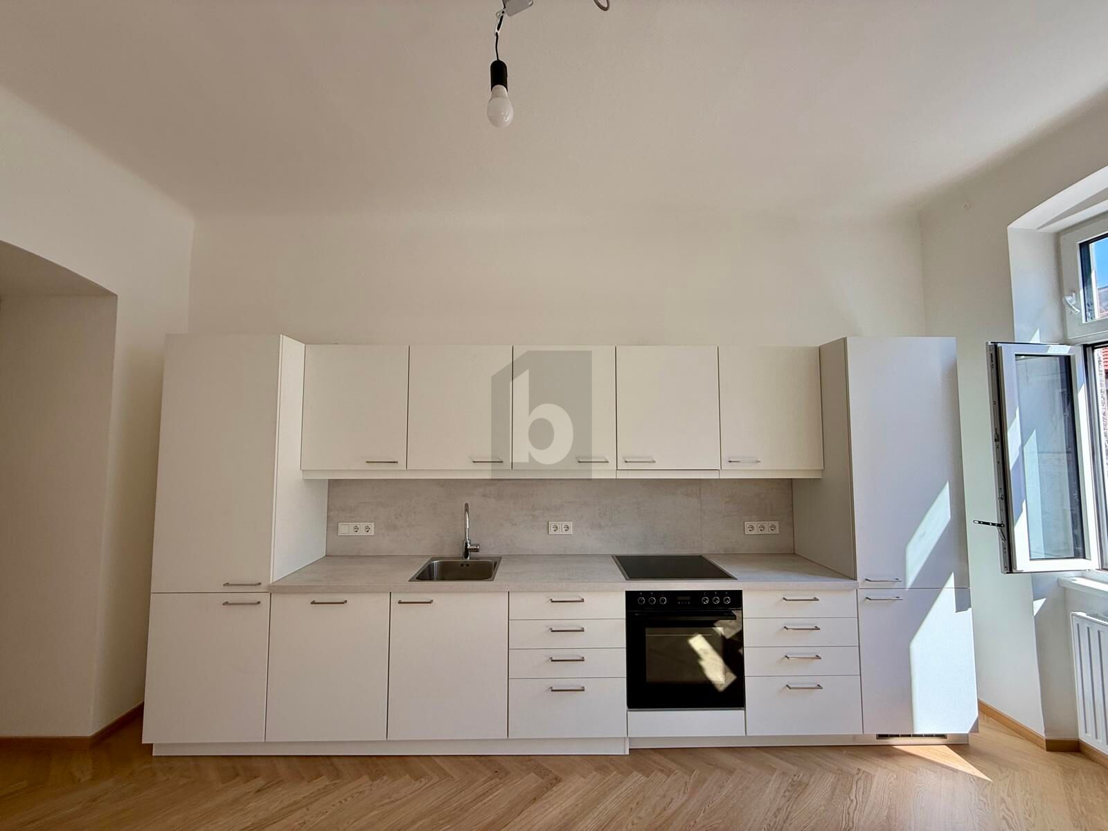 ERSTBEZUG NACH SANIERUNG - SONNIGE ALTBAUWOHNUNG /  / 1160&nbsp;Wien / Bild 3