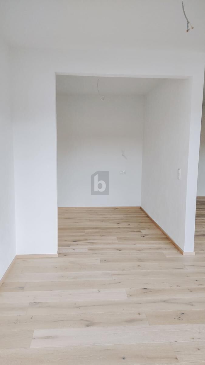 PREISHIT! KLEIN ABER FEIN MIT PARKPLATZ UND PANORAMABLICK - ALLES WAS MAN BRAUCHT  /  / 6382&nbsp;Kirchdorf in Tirol / Bild 2