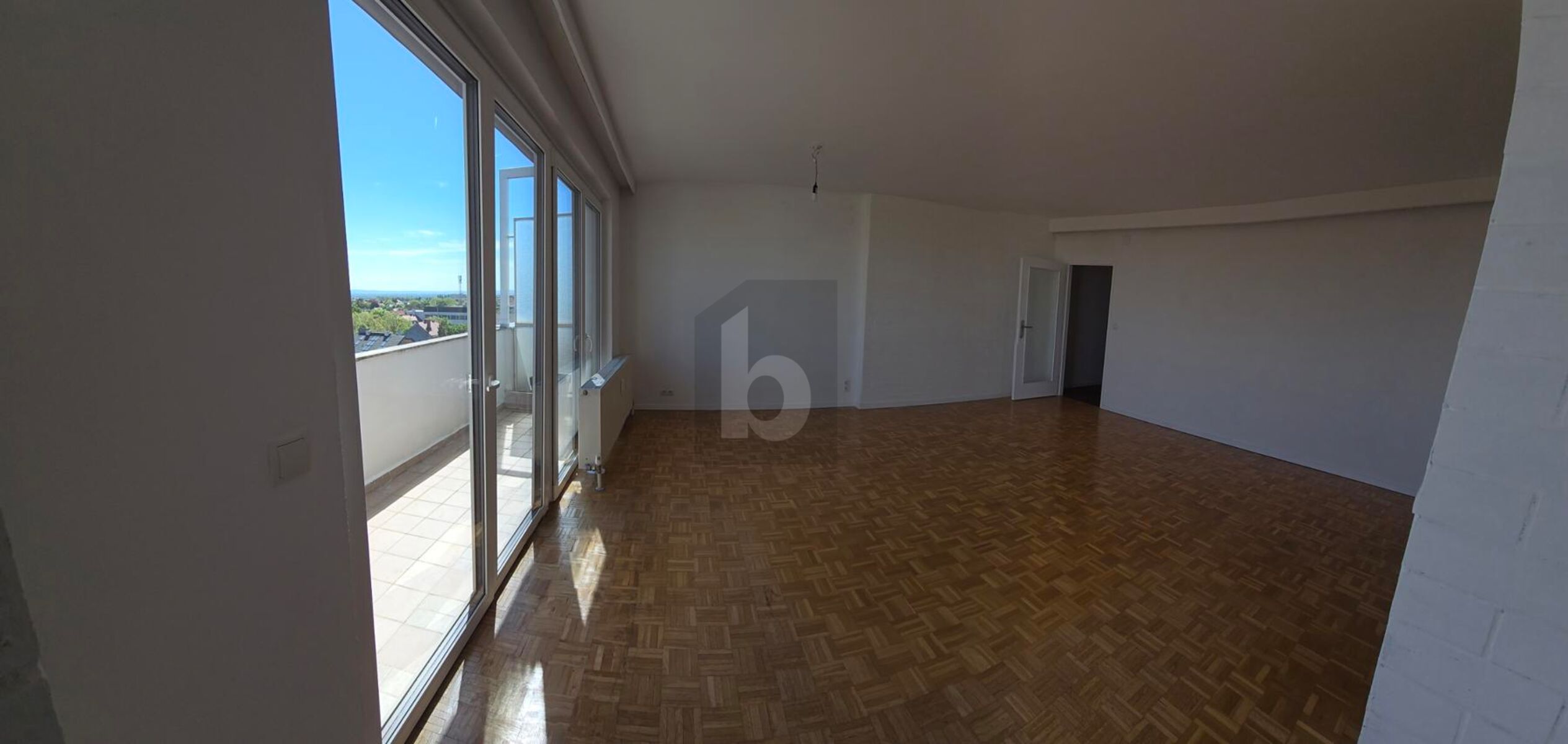 NÄHE ZU WIEN UND ZUM ZENTRUM / / 2340 Mödling / Bild 2