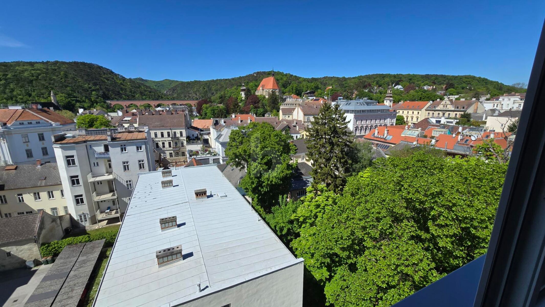 NÄHE ZU WIEN UND ZUM ZENTRUM / / 2340 Mödling / Bild 4